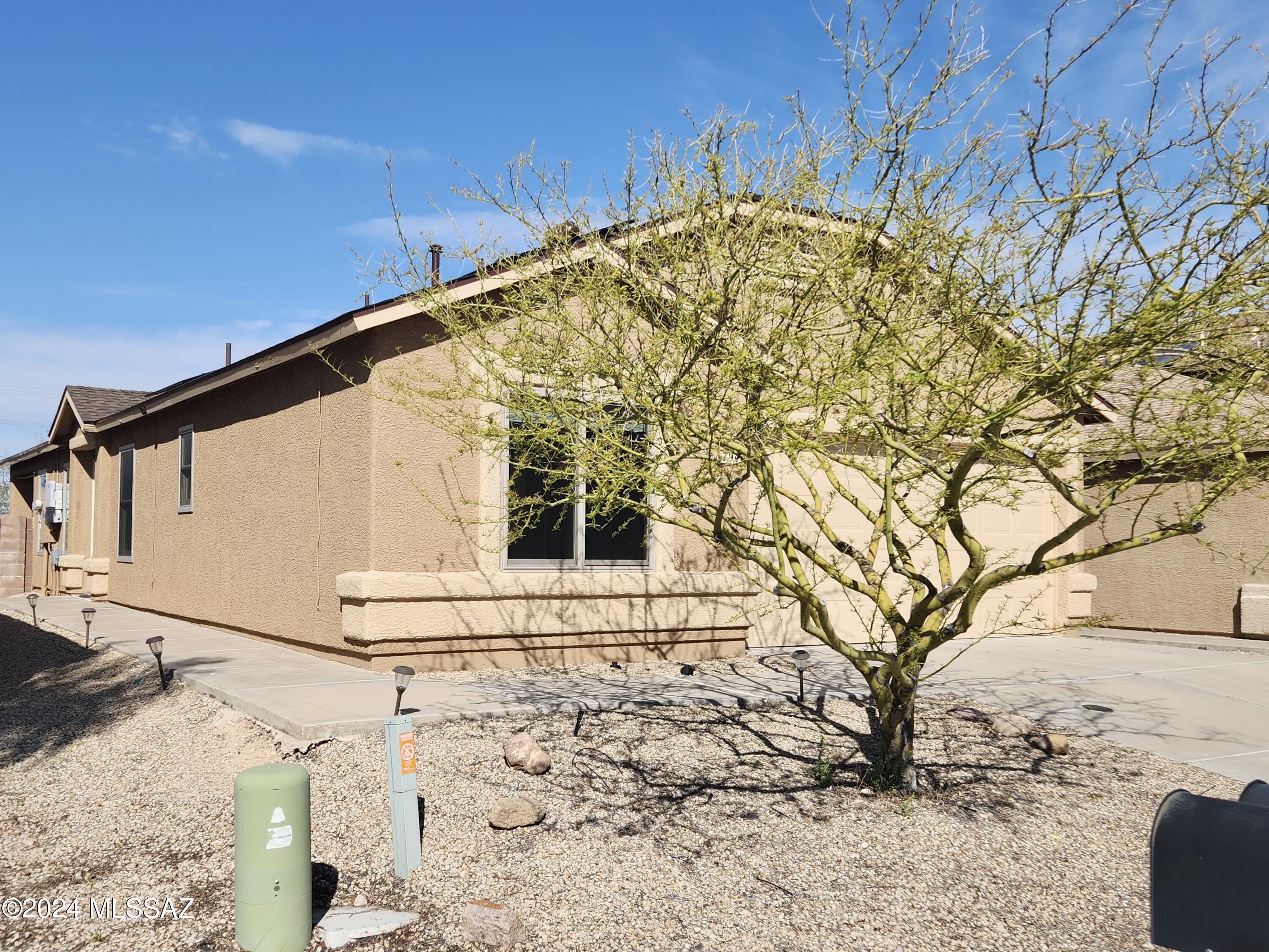 Desert Stone (1-260) - Residential Lease