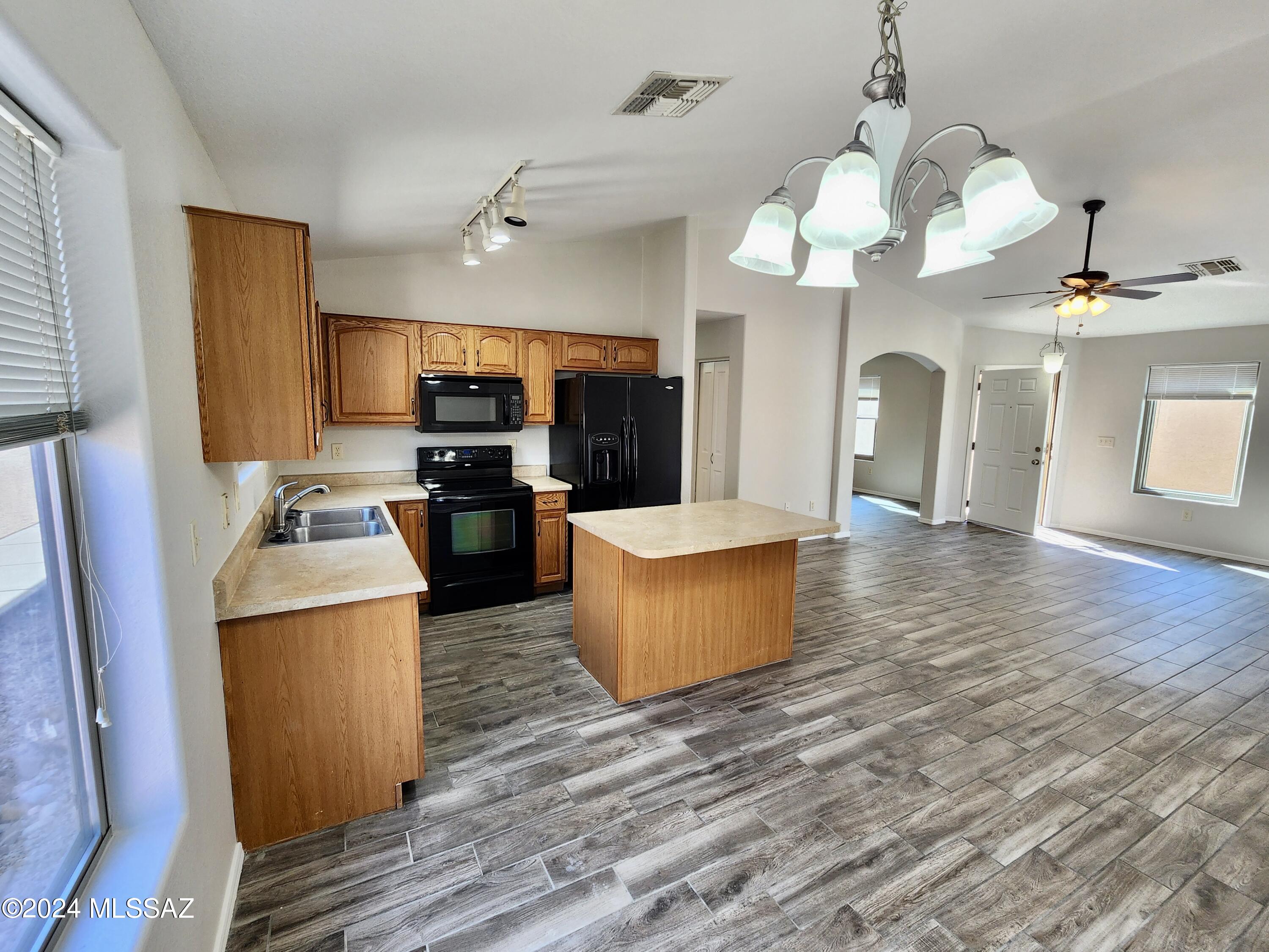 Desert Stone (1-260) - Residential Lease