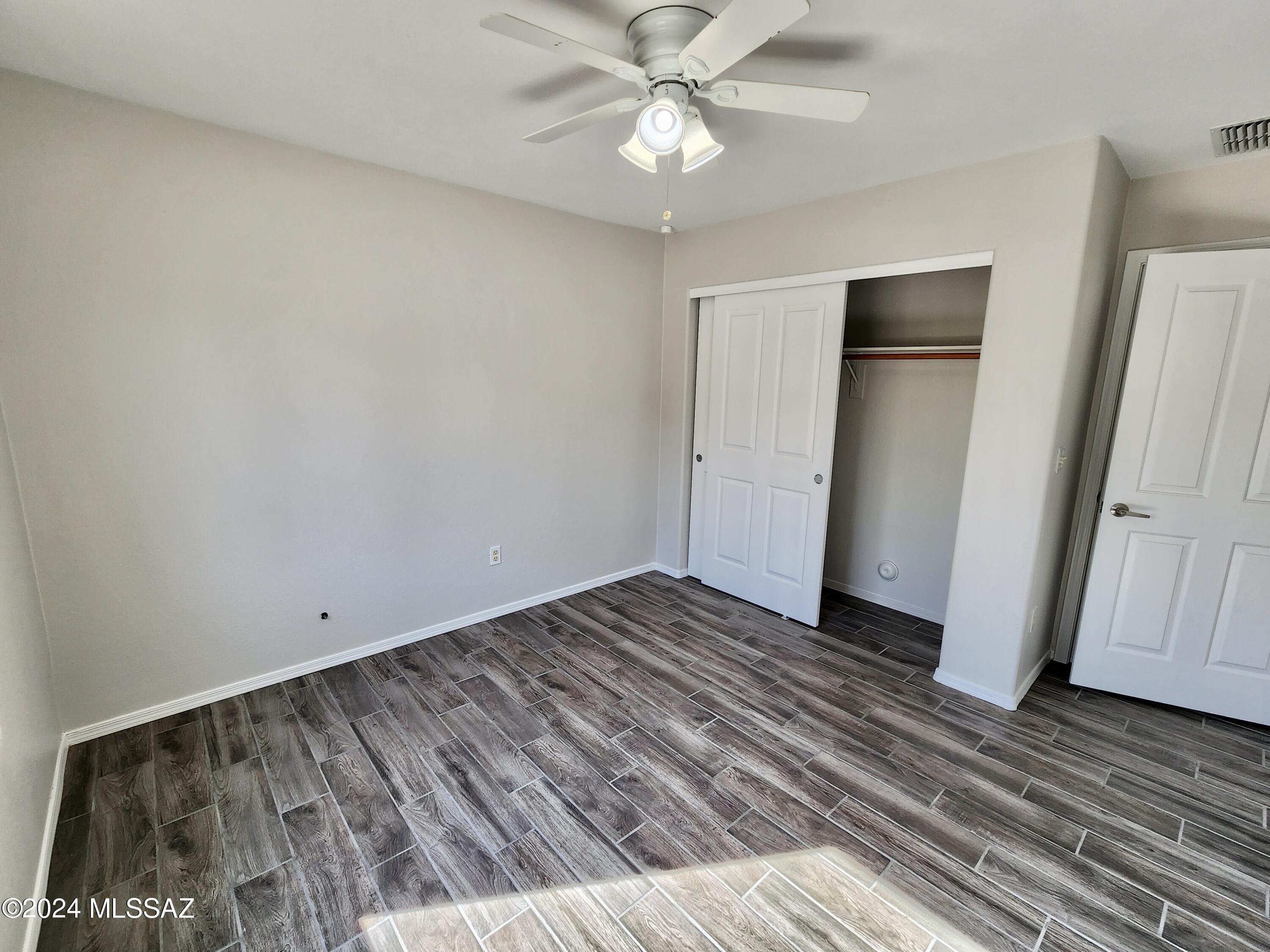 Desert Stone (1-260) - Residential Lease