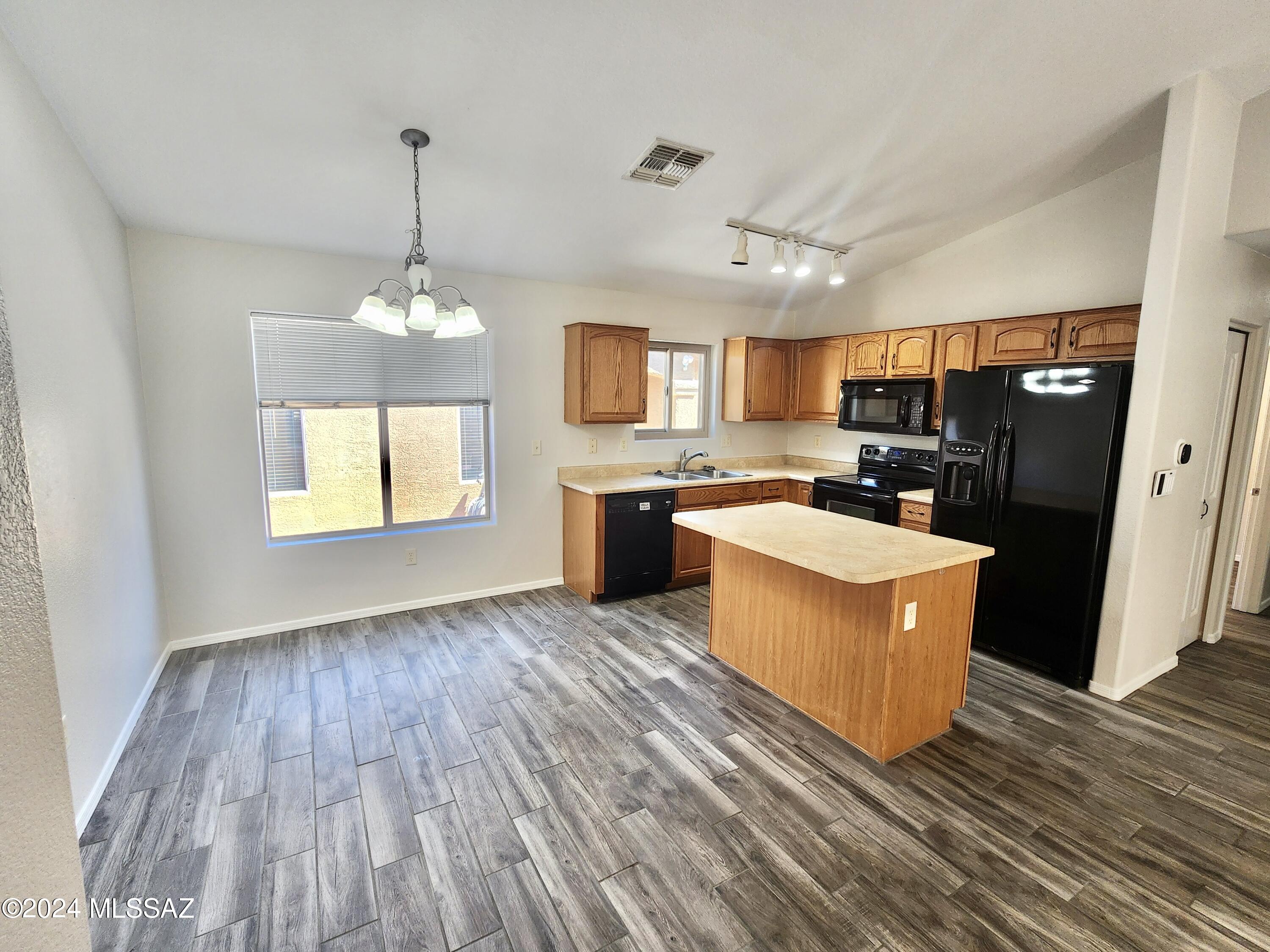 Desert Stone (1-260) - Residential Lease