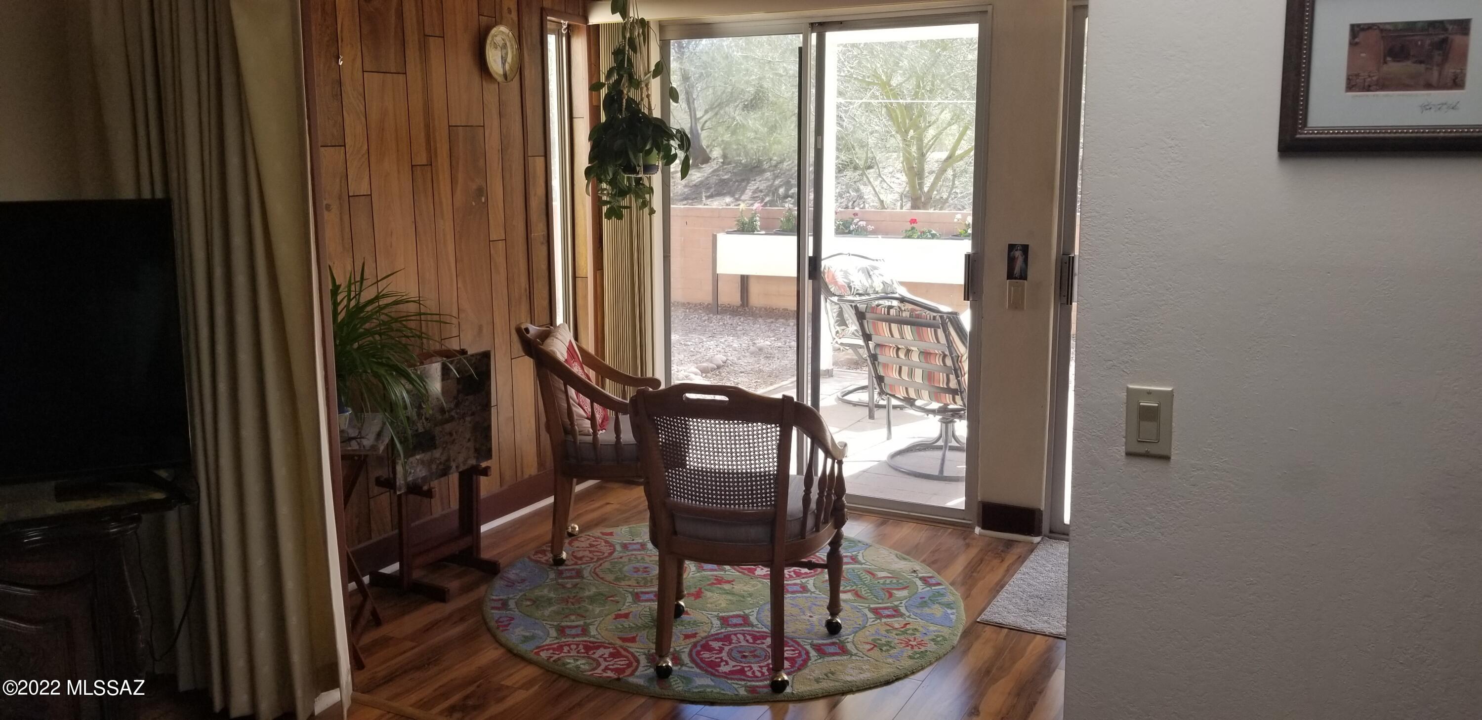 Green Valley Desert Meadows Townhouses (82-197) - Residential