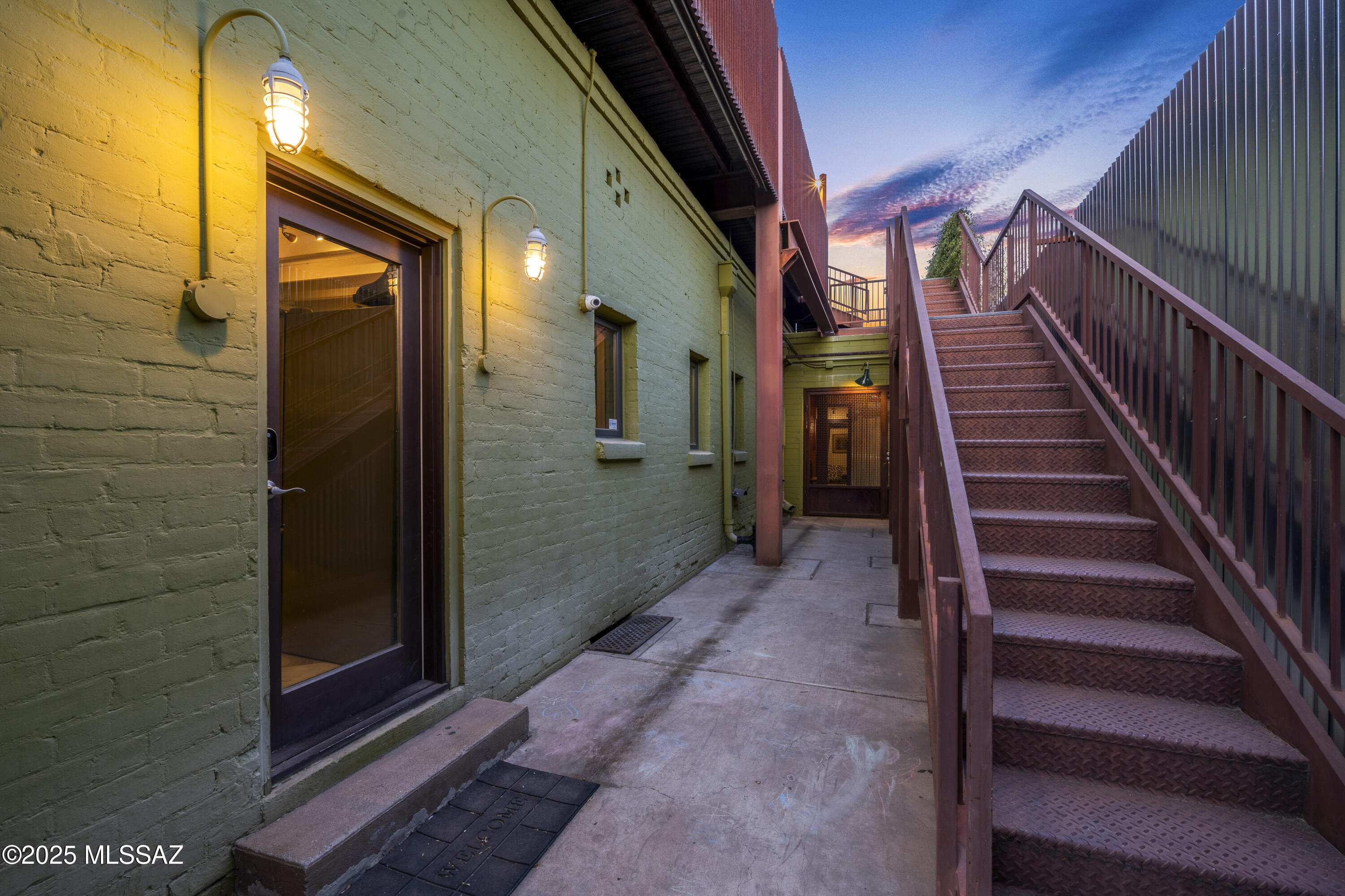 218 N 1st Avenue