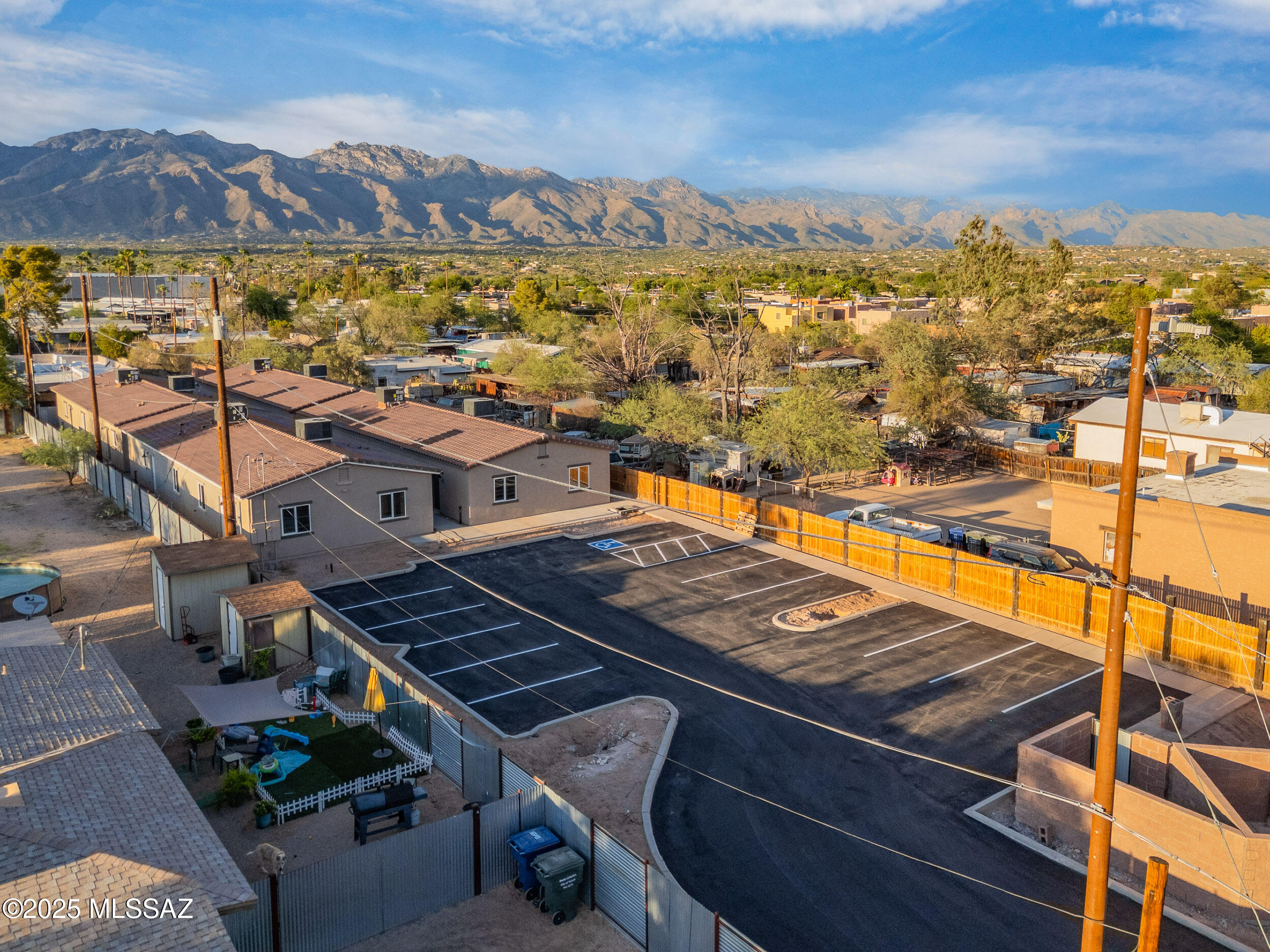 4061 E Monte Vista Drive