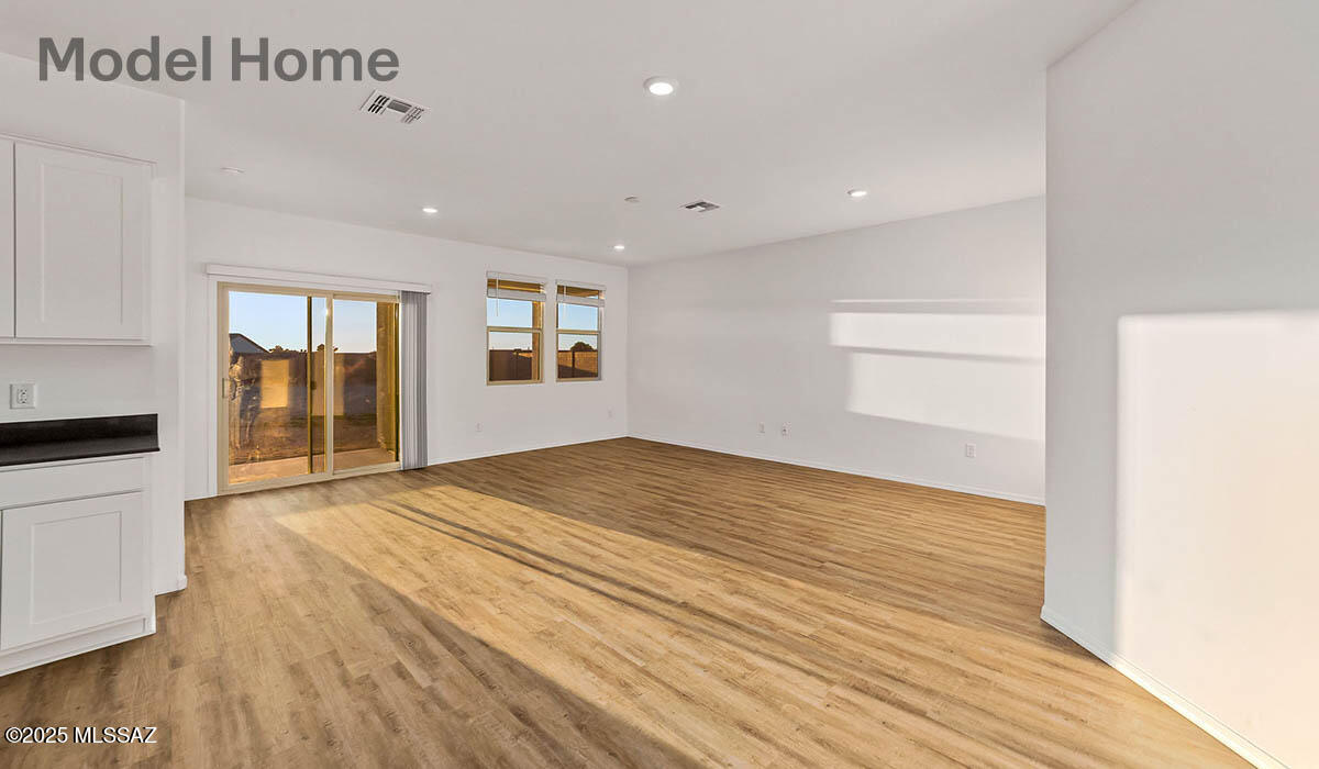 12256 E Morris Carson Drive