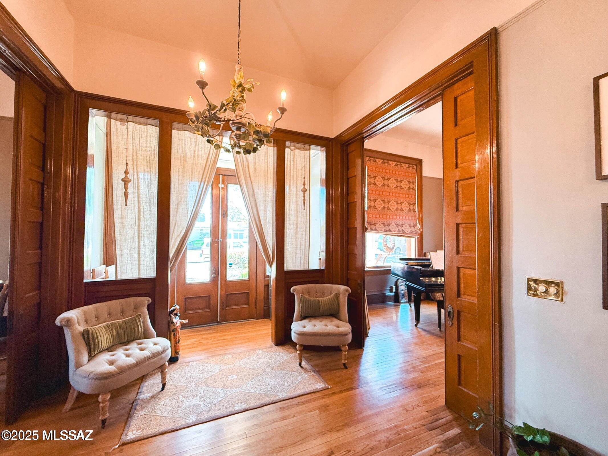 1104 S Central Avenue