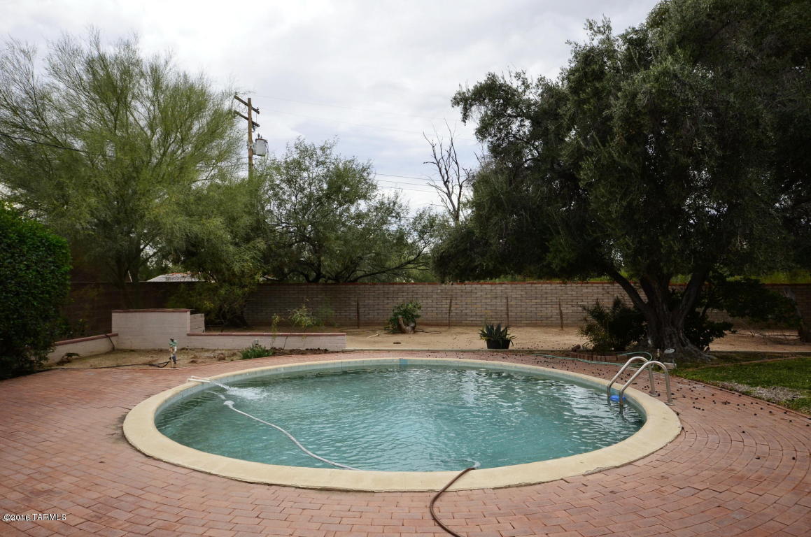 Harold Bell Wright Estates - Residential