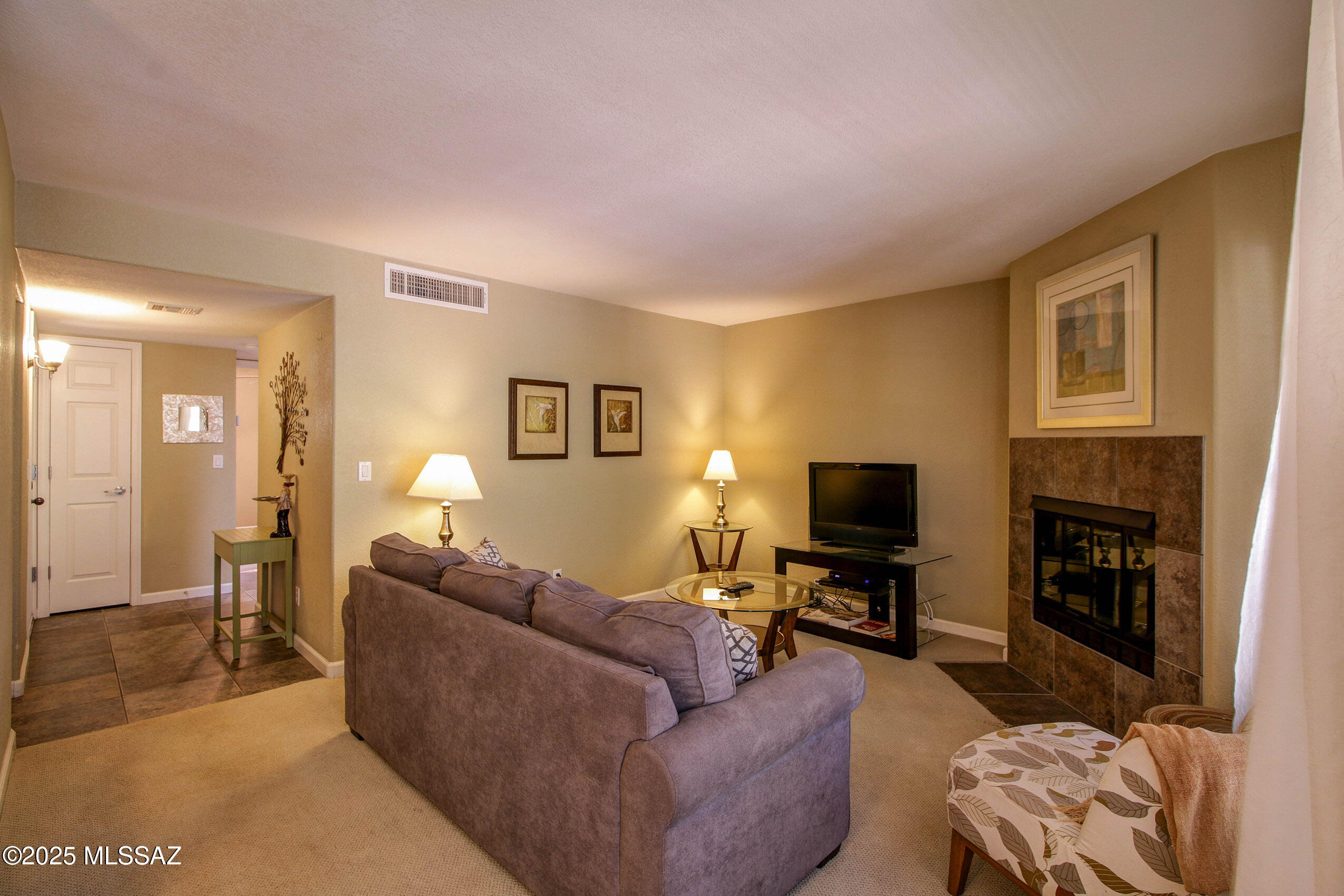 6651 N Campbell Avenue APT 214
