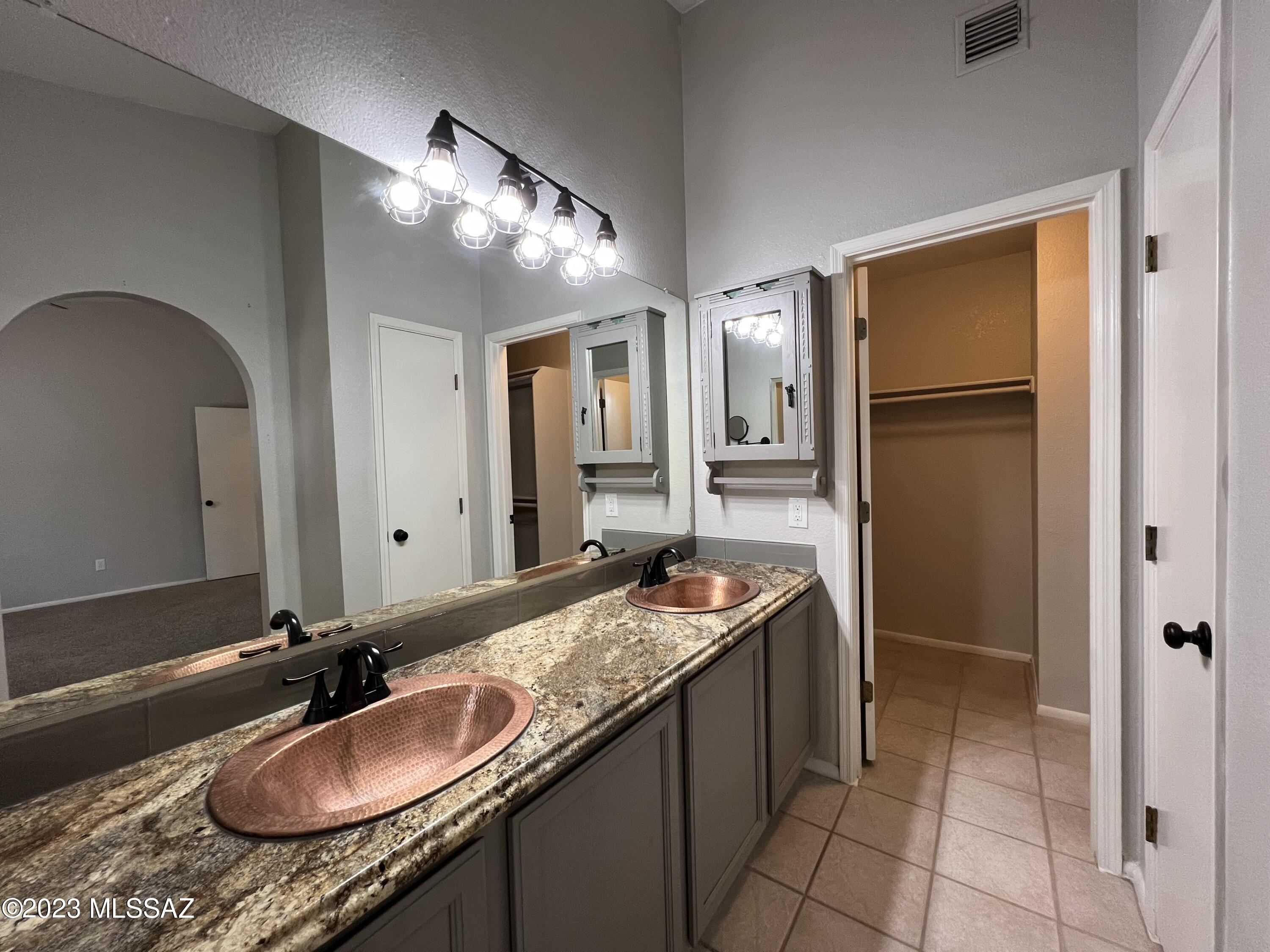 Elliott Homes At Rita Ranch (1-521) - Residential Lease