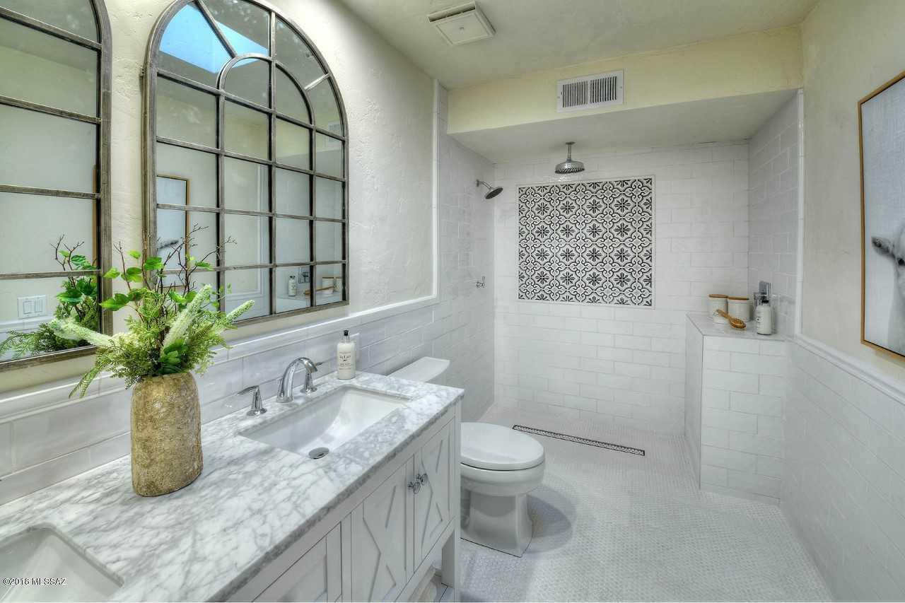 Catalina Foothills Est 8 - Residential