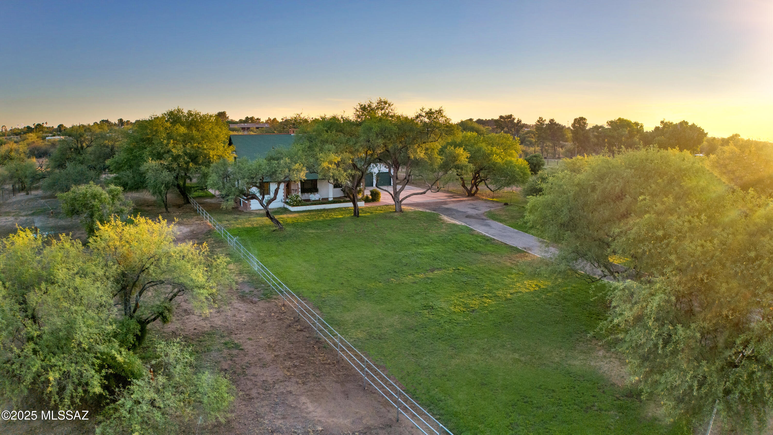 8510 E Woodland Road