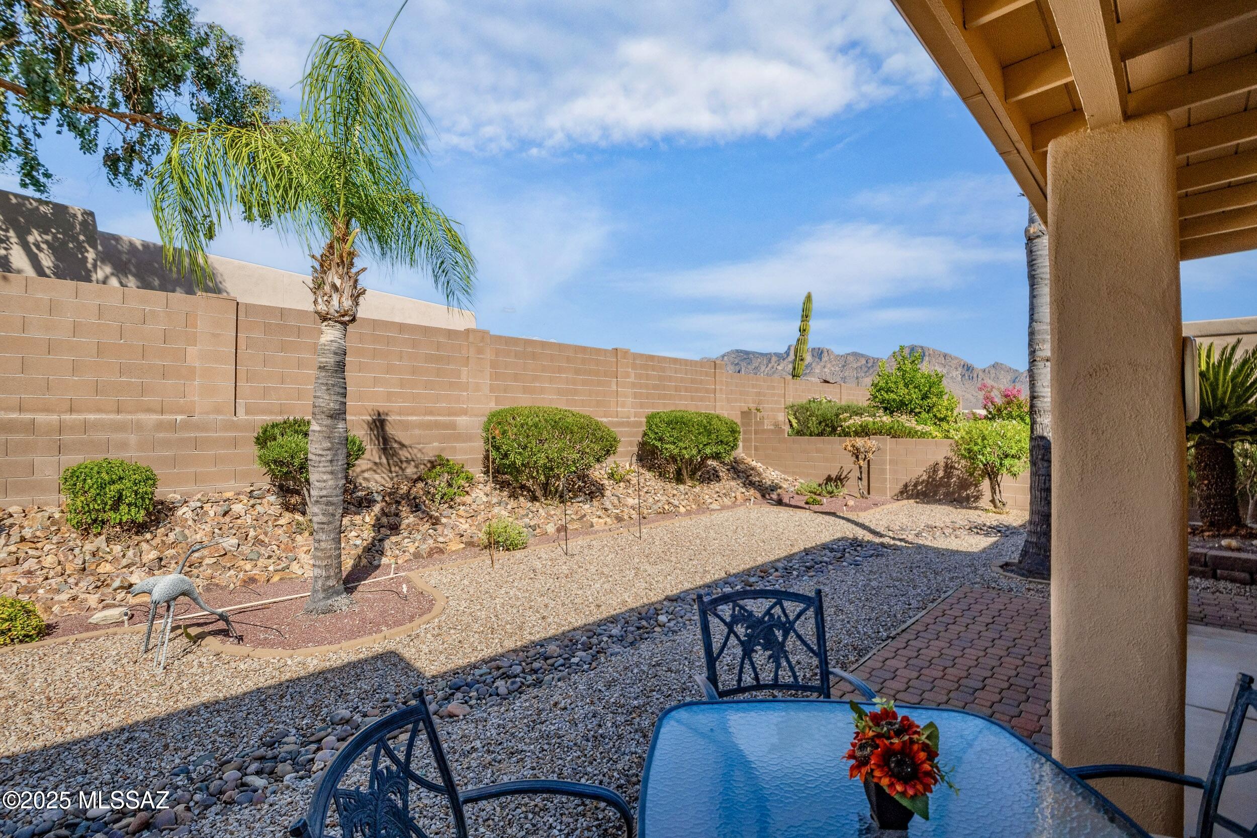 11882 N Potosi Point Drive