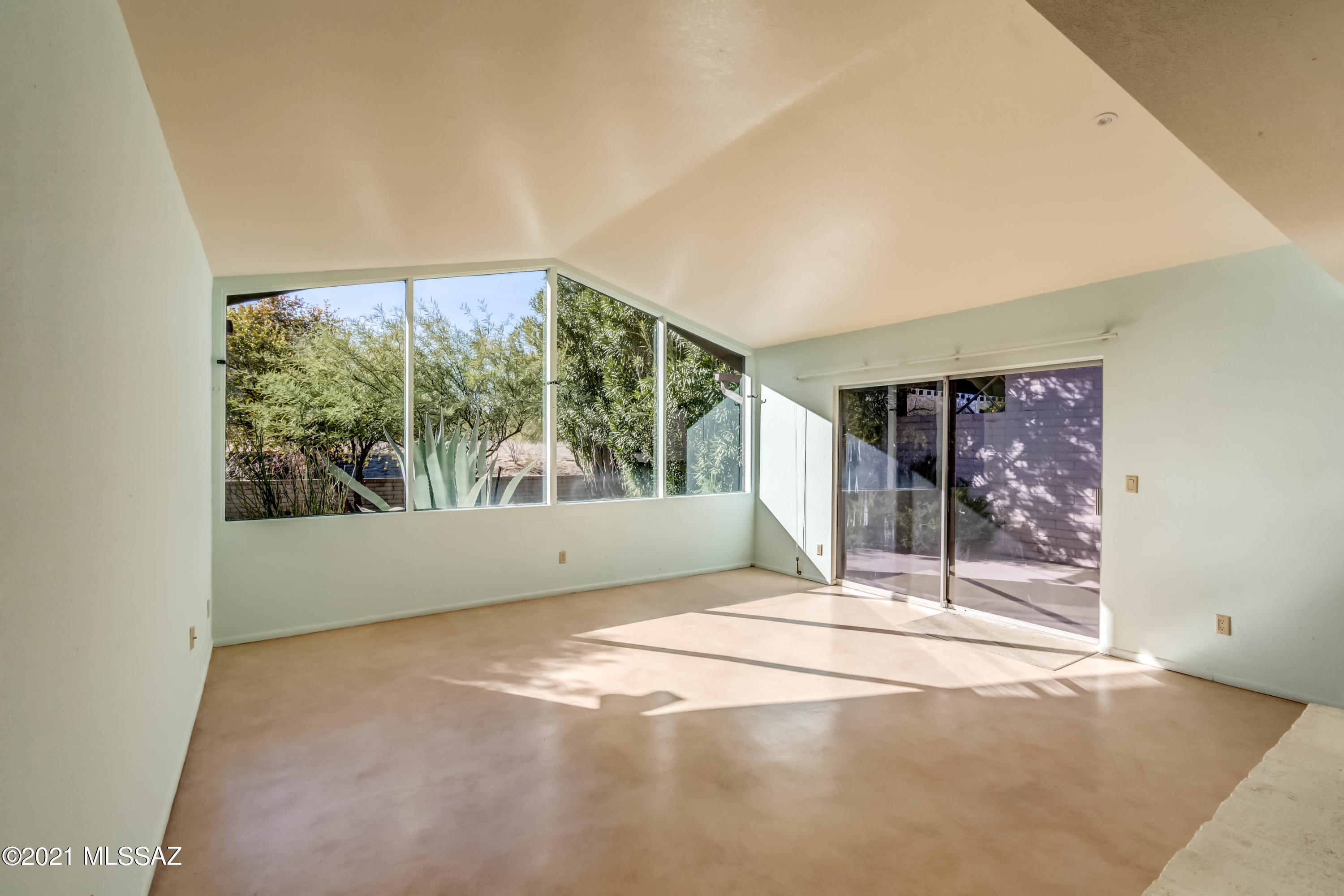 Dorado Cc Est - Residential