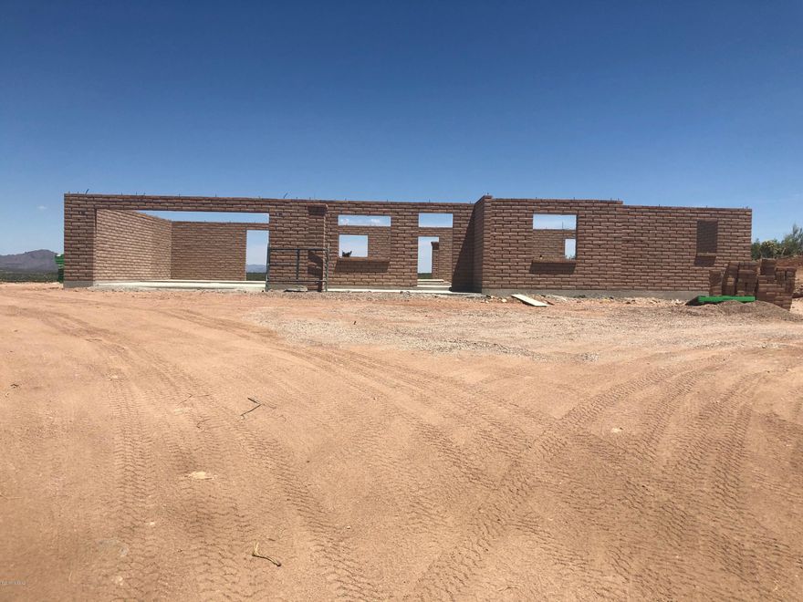 Starter home with upgrades
Granite Counters, ceramic flooring
stainless steel appliances
covered patio and large laundry roof
Picture shown Is same model but built in a different address