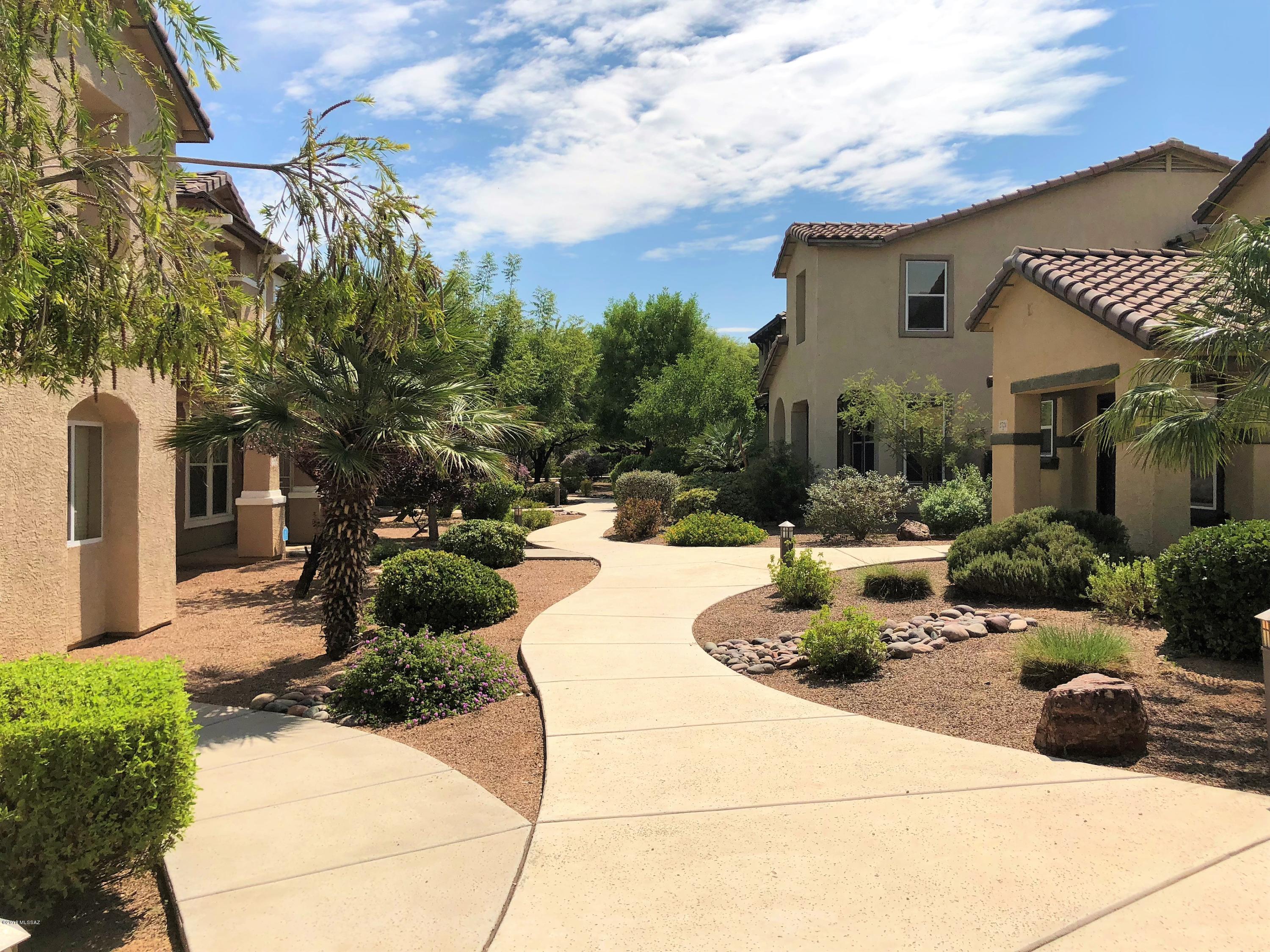 Catalina Vistas - Residential