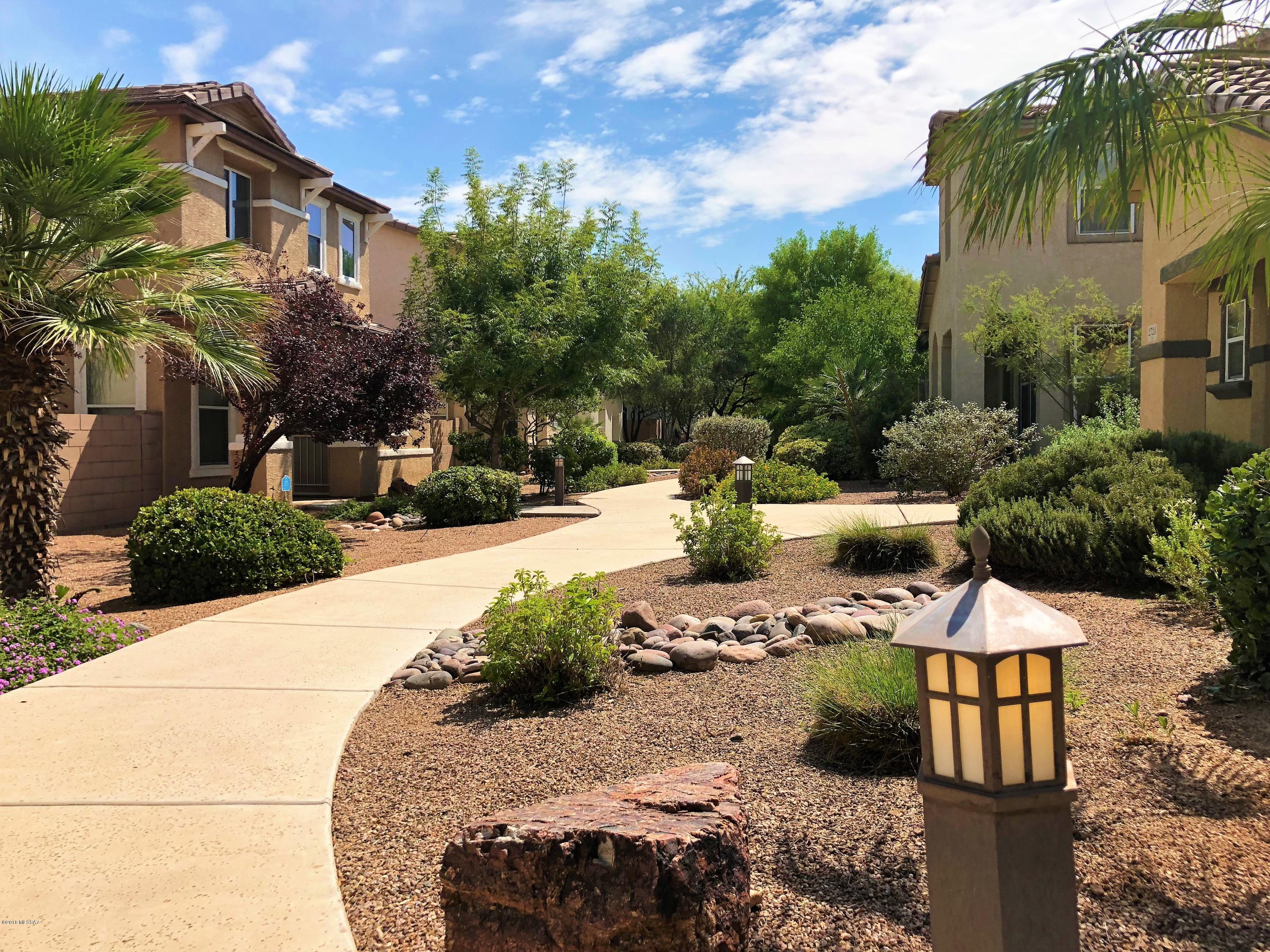 Catalina Vistas - Residential