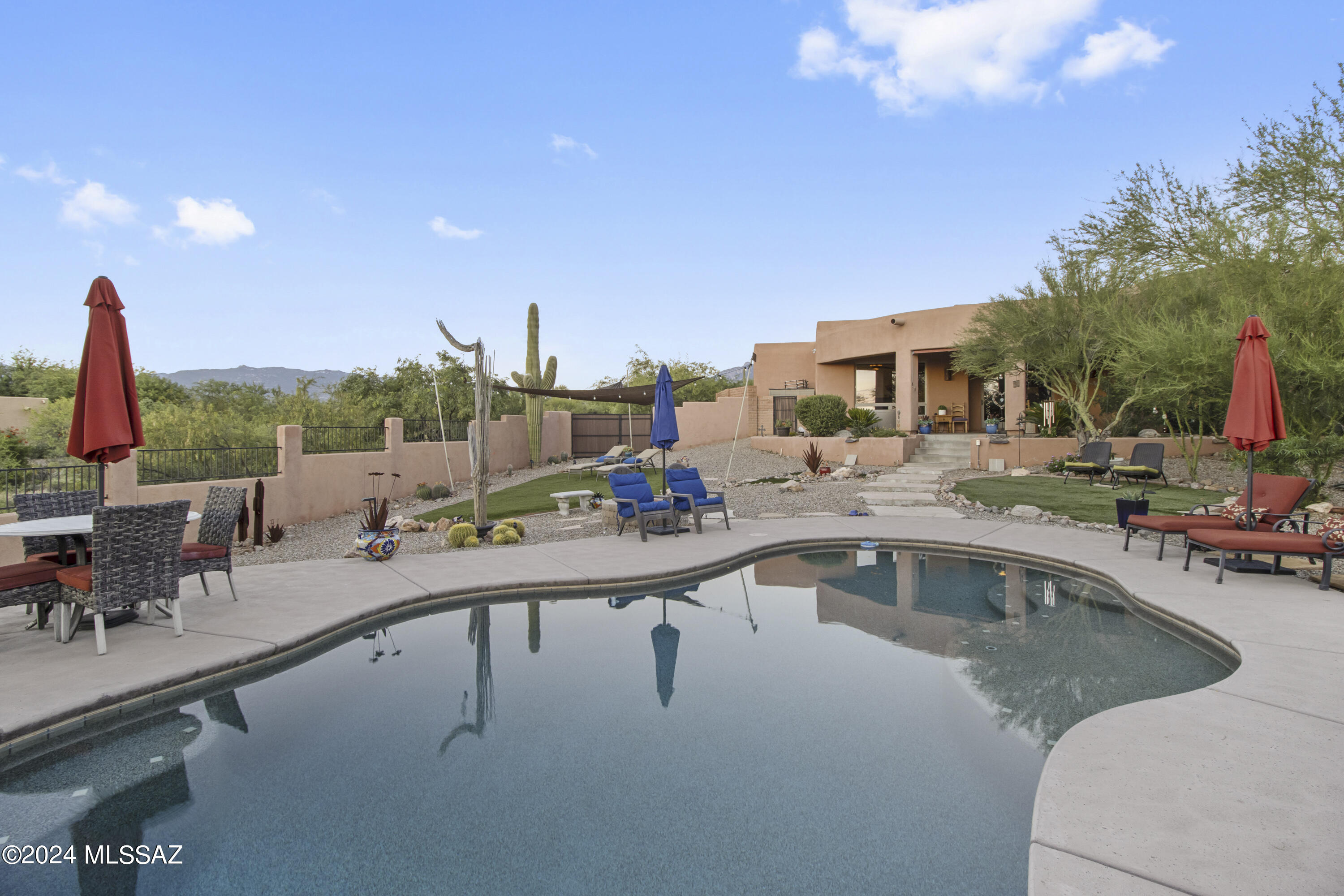 Coyote Creek (1-395) - Residential