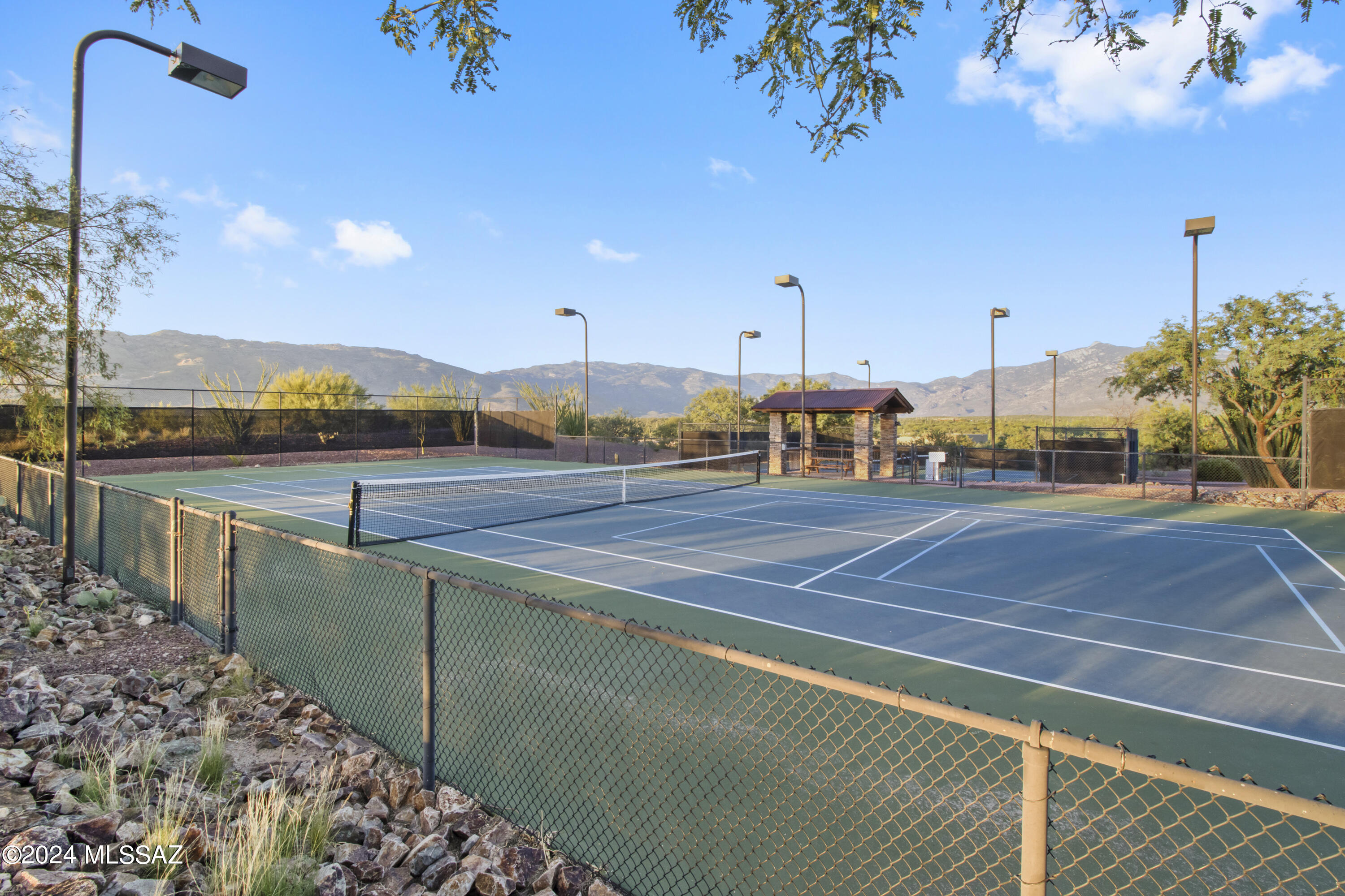 Coyote Creek (1-395) - Residential