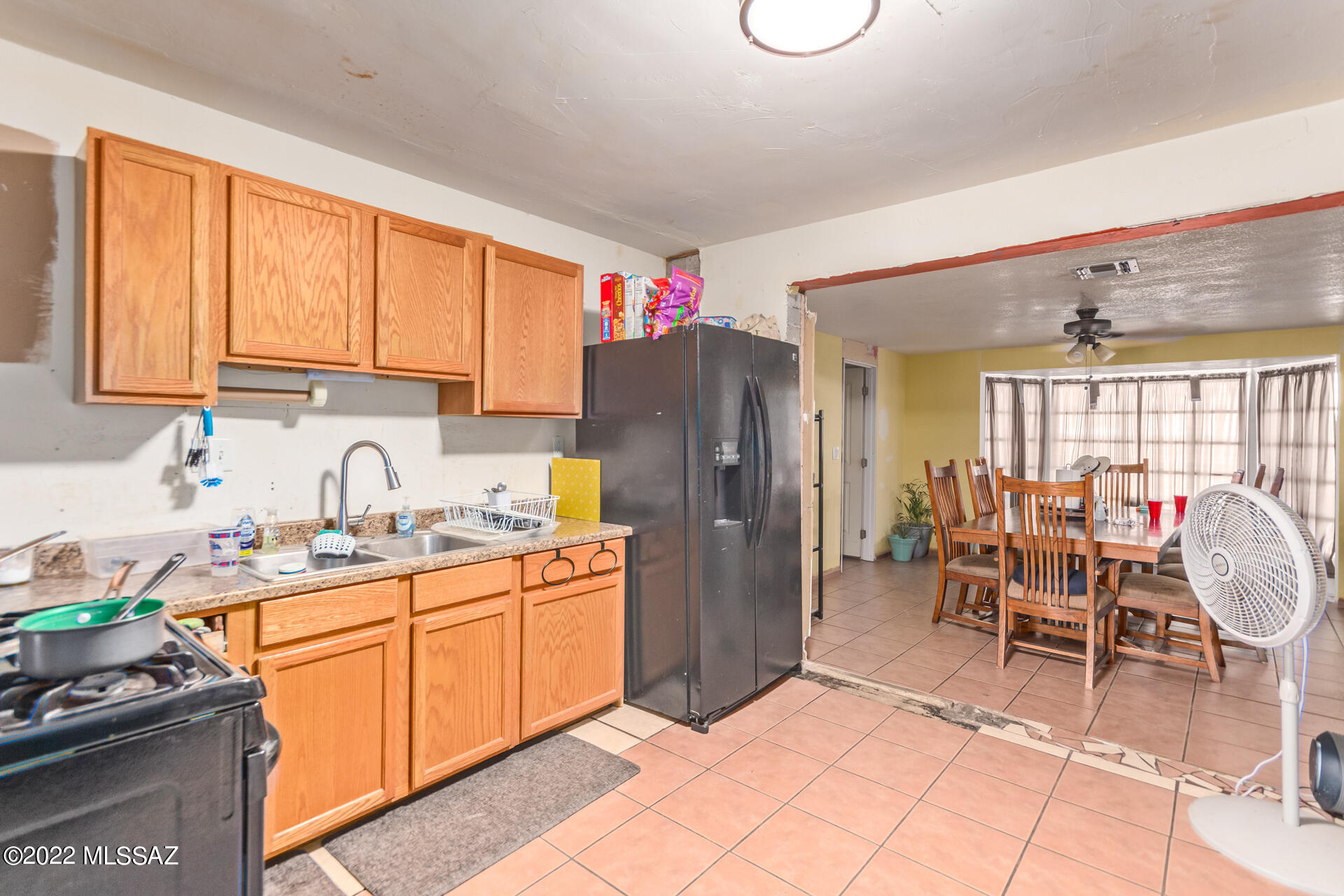 Mission Manor - Residential
