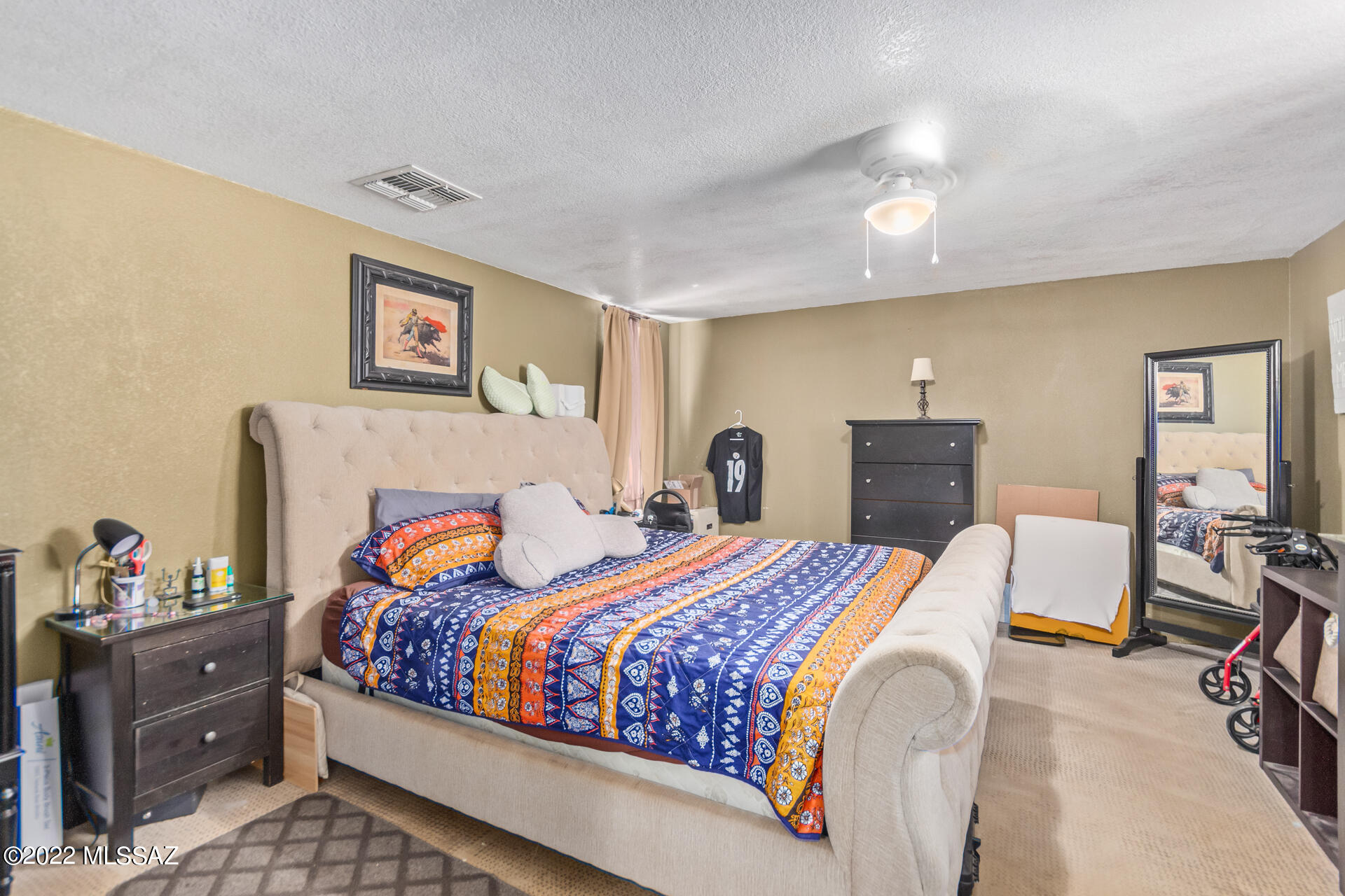 Mission Manor - Residential