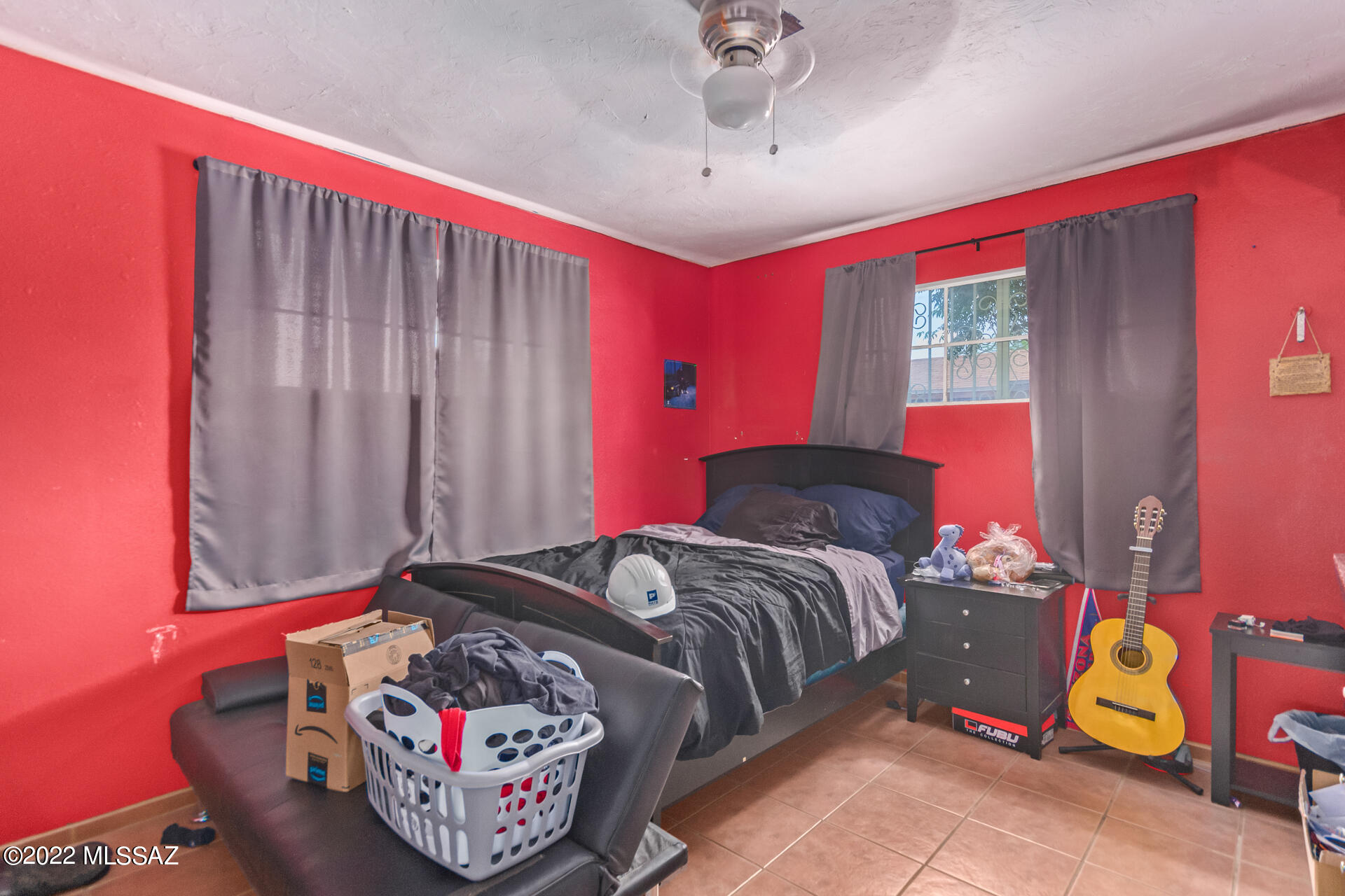 Mission Manor - Residential