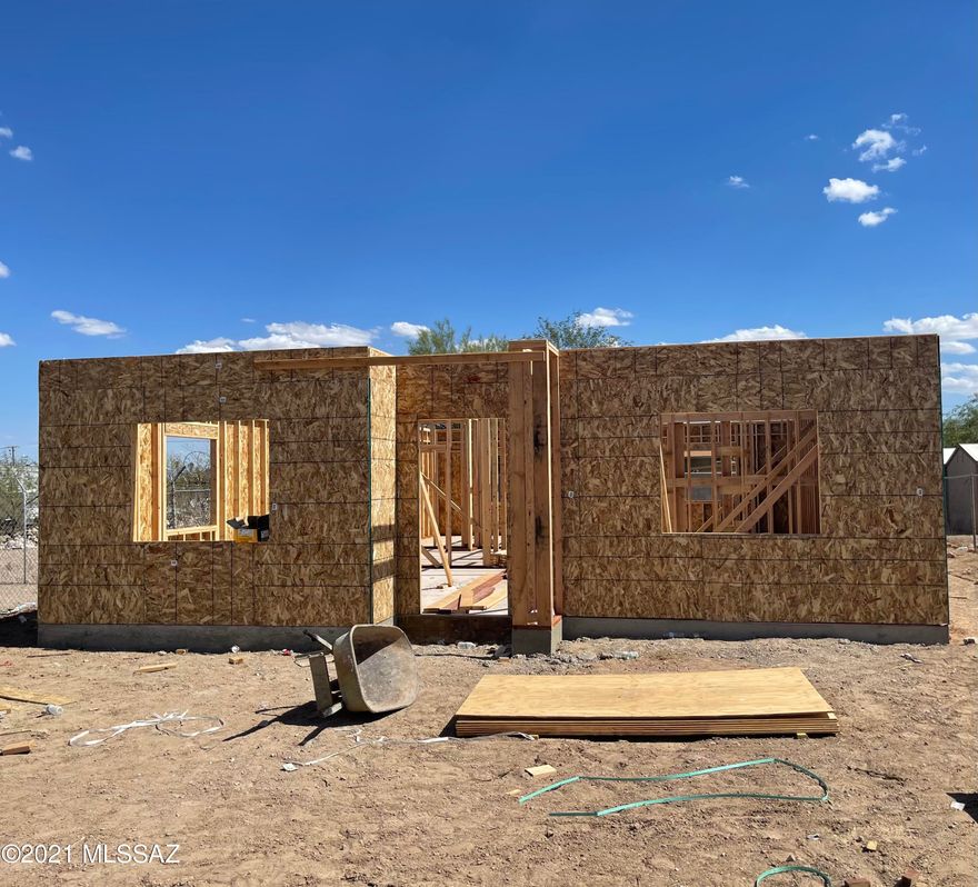 New construction, 3 bedroom 2 bathroom home will feature granite countertops, stainless steel appliances and gorgeous tile throughout. Paved parking will be added in the front of the home and will have decorative gravel for aesthetics. Enjoy the views to A Mountain and the quick drive to downtown, 4th Ave, I-10 and so much more. Pictures to be added as construction progresses.