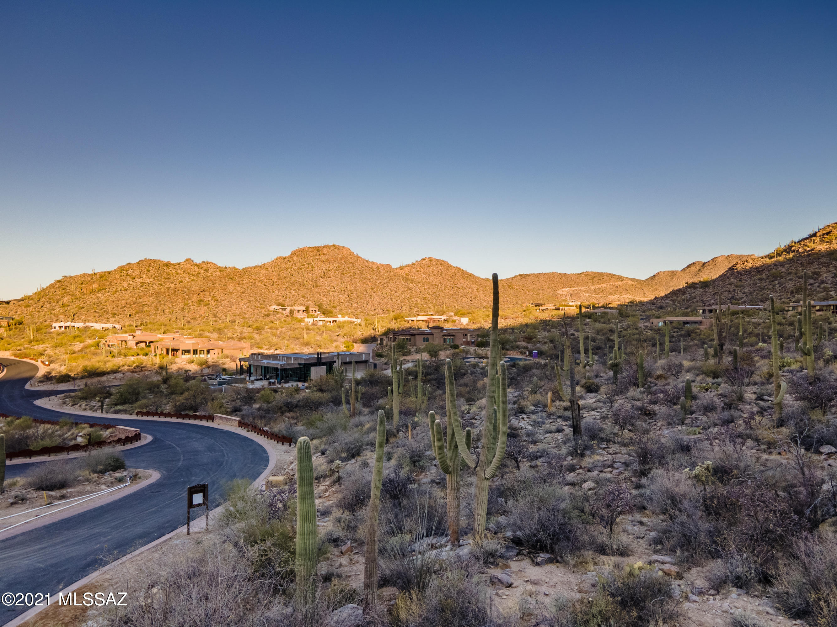 Canyon Pass At Dove Mountain - Residential