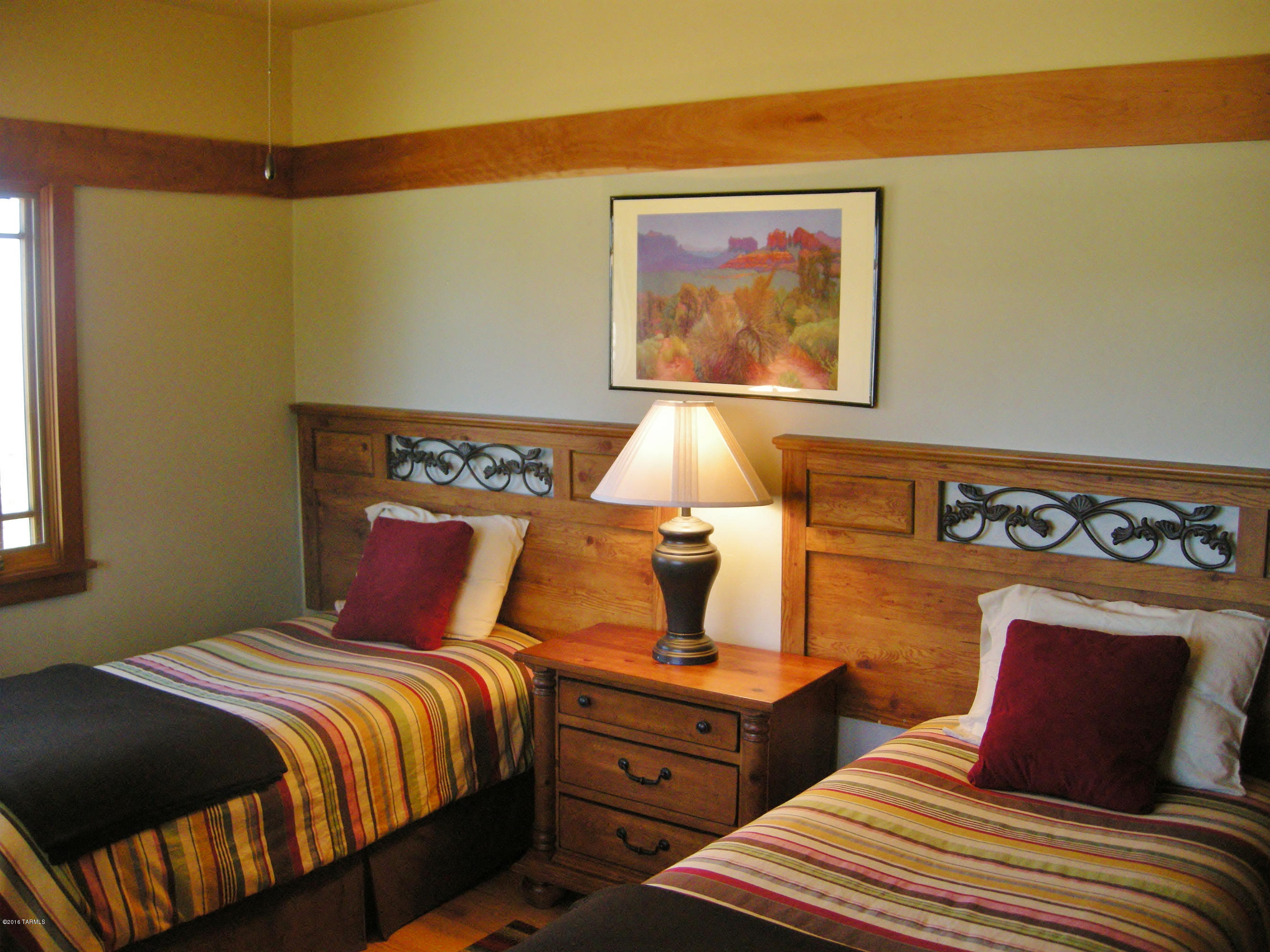 Loma Sabino Pines - Residential
