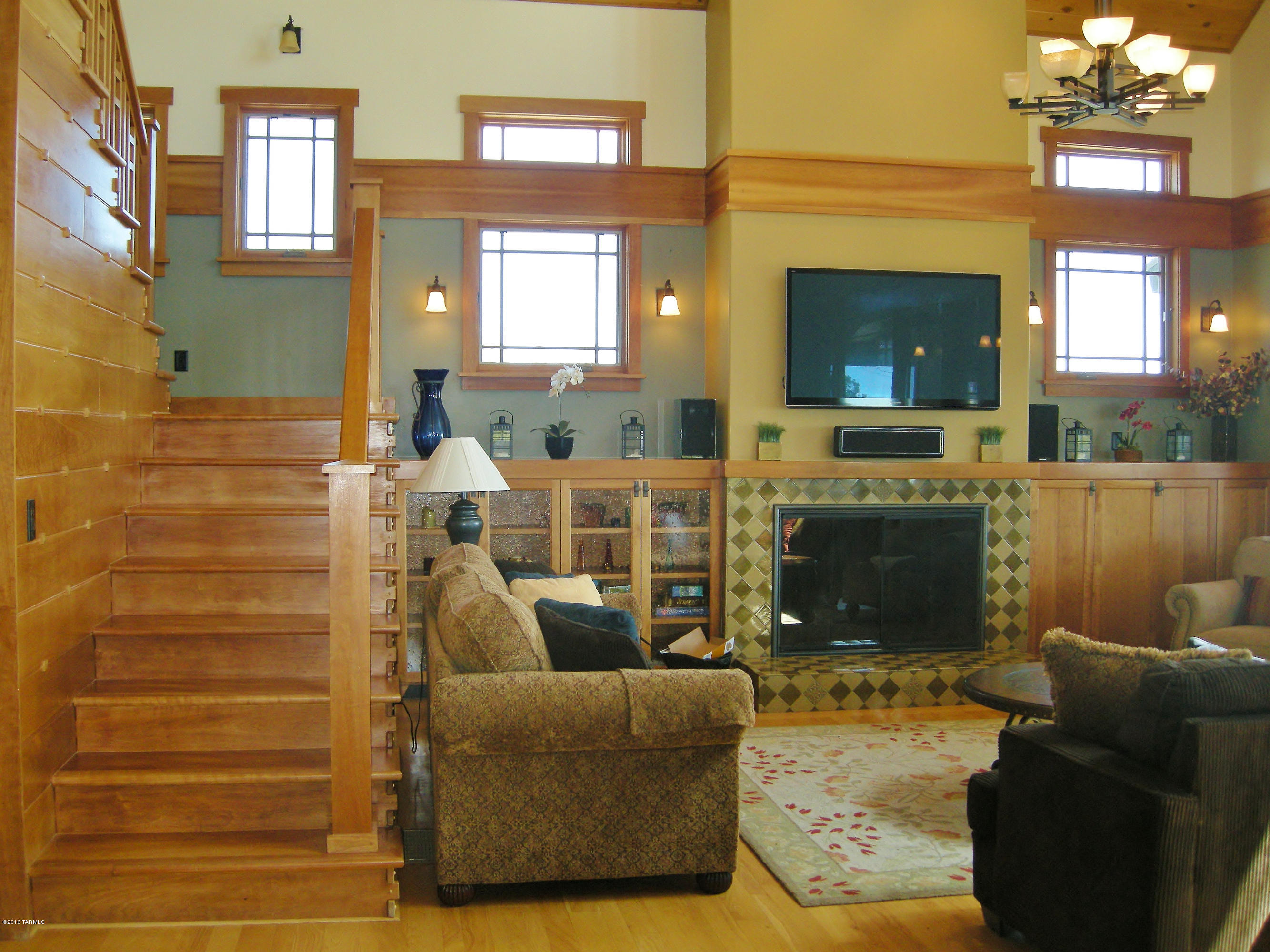 Loma Sabino Pines - Residential