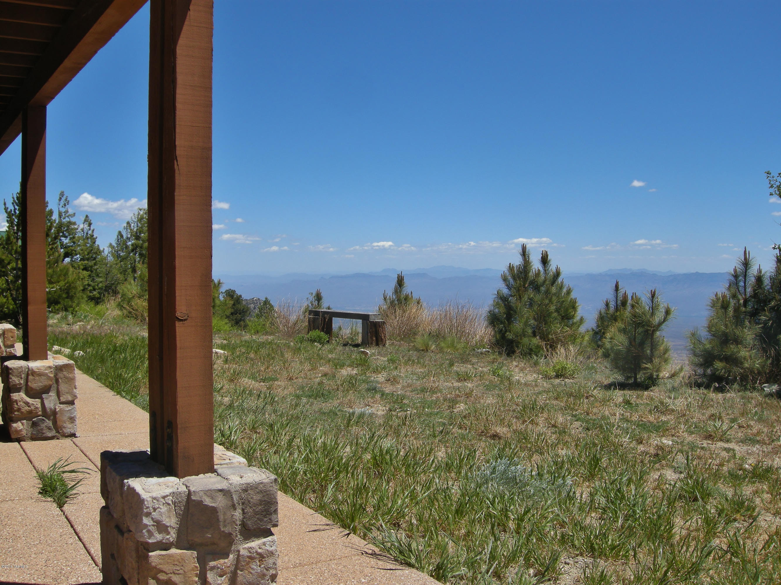 Loma Sabino Pines - Residential