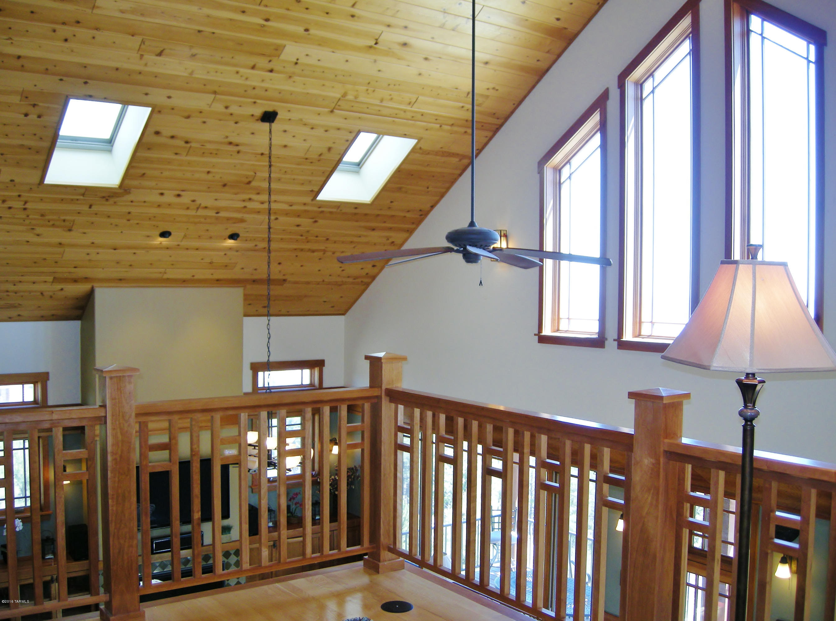 Loma Sabino Pines - Residential