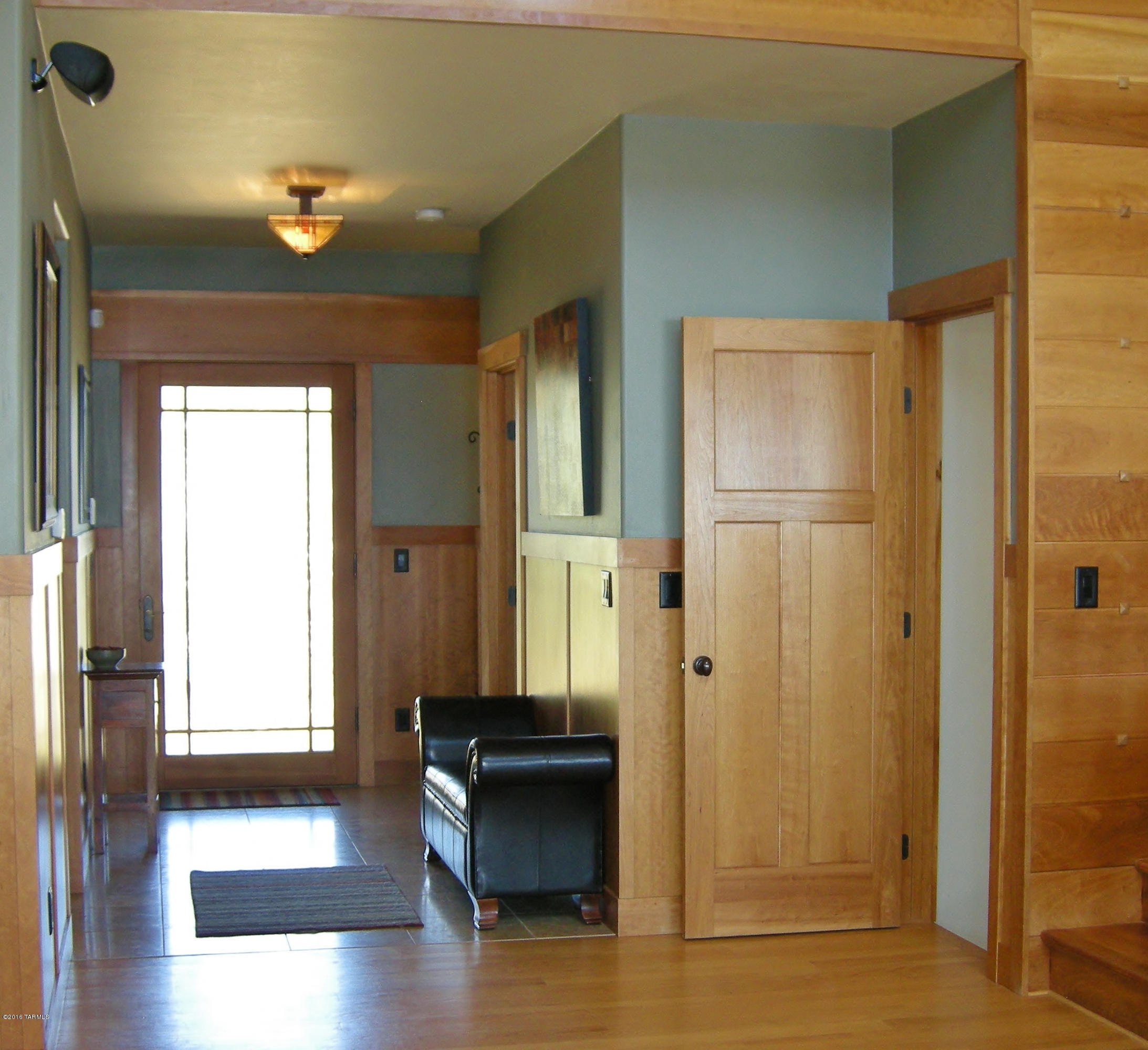 Loma Sabino Pines - Residential