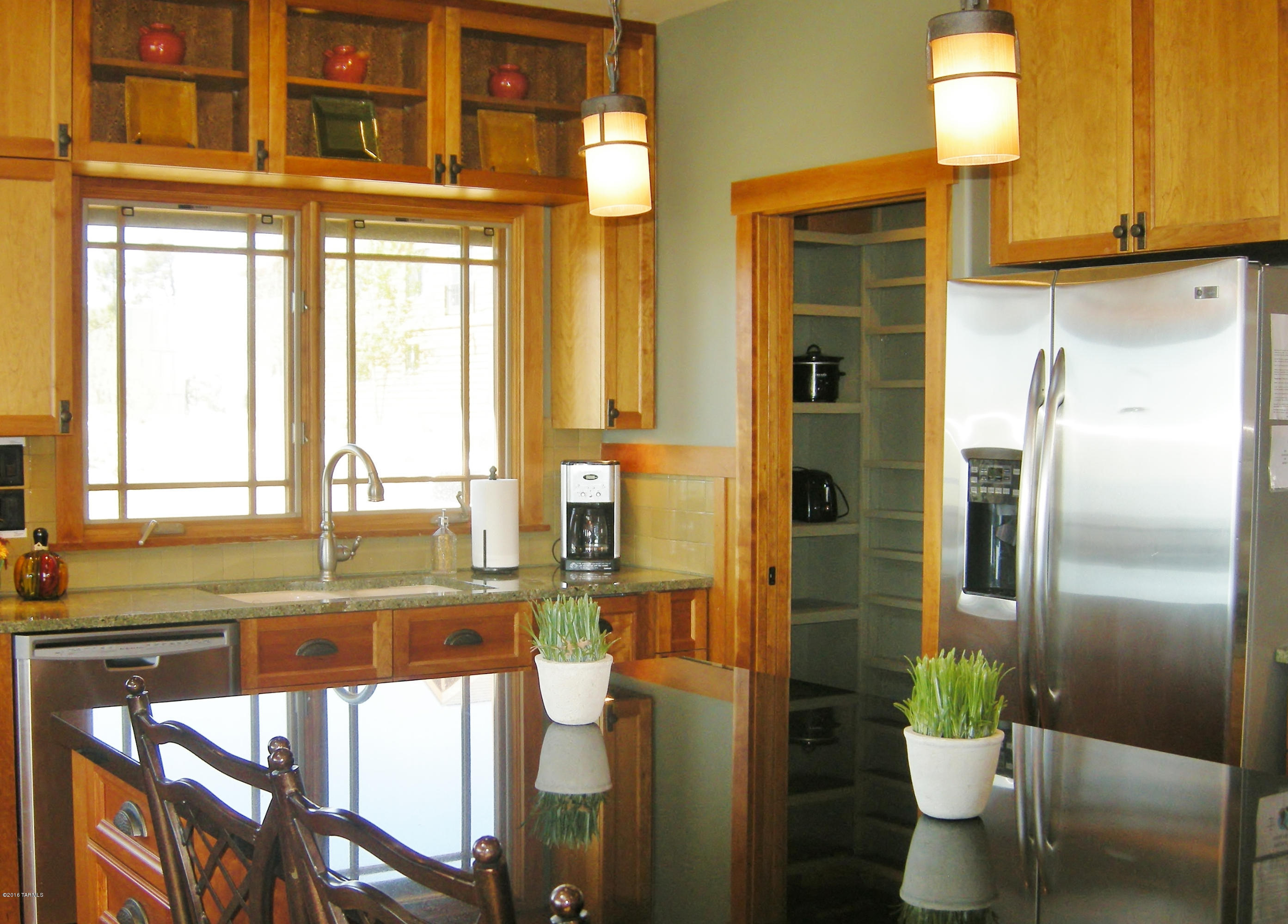 Loma Sabino Pines - Residential