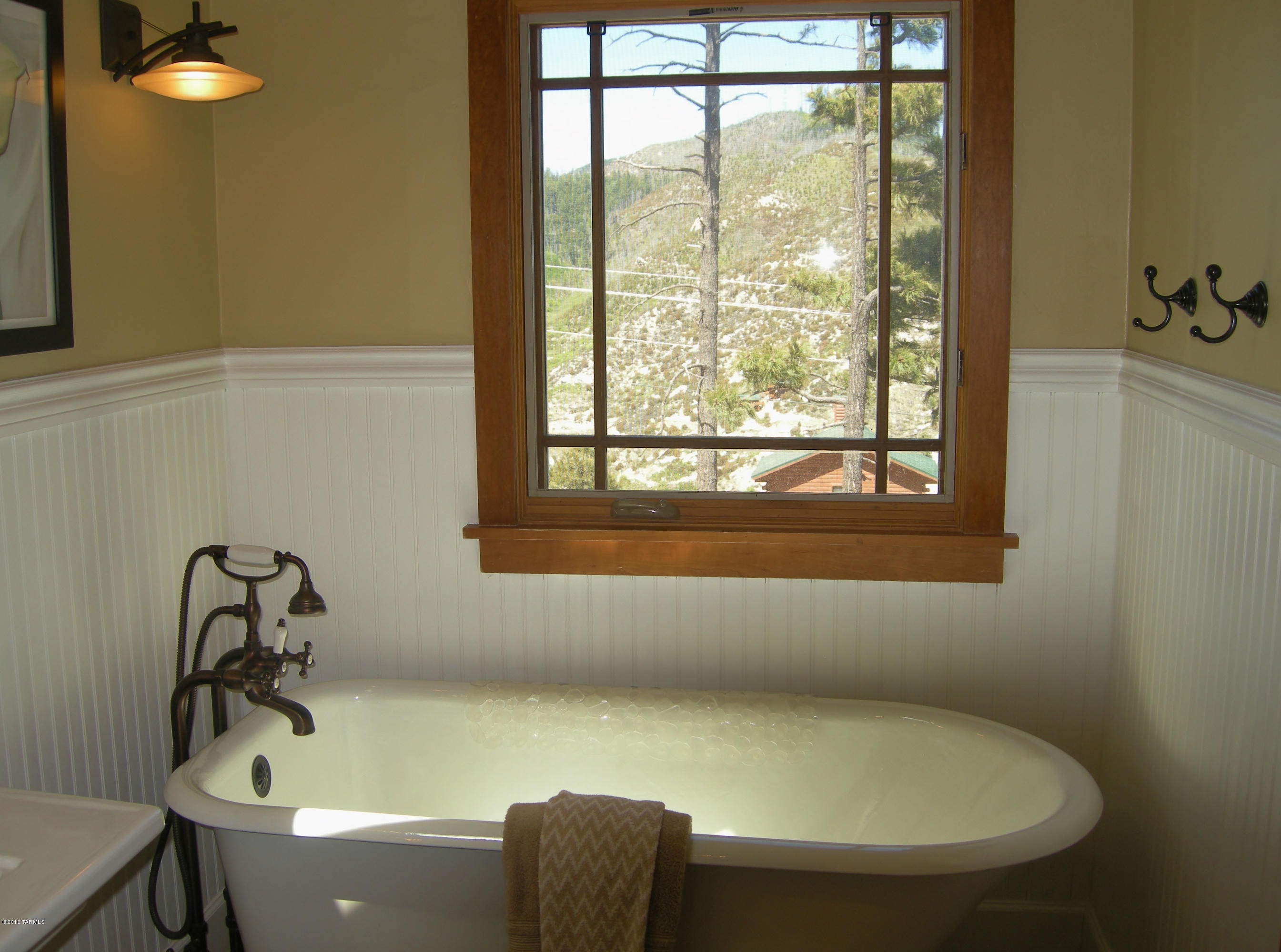Loma Sabino Pines - Residential