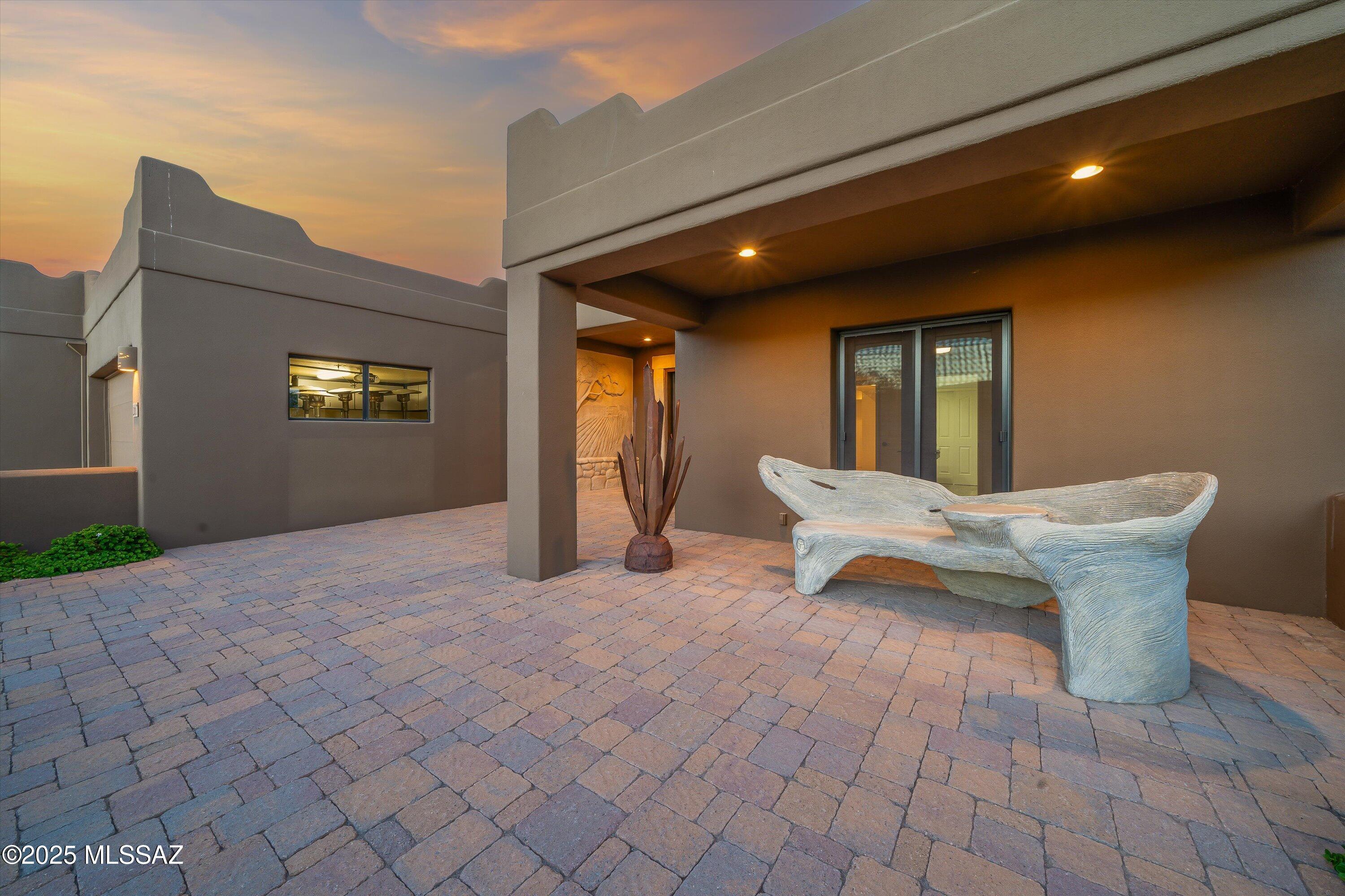 26607 N Avenida Del Ray