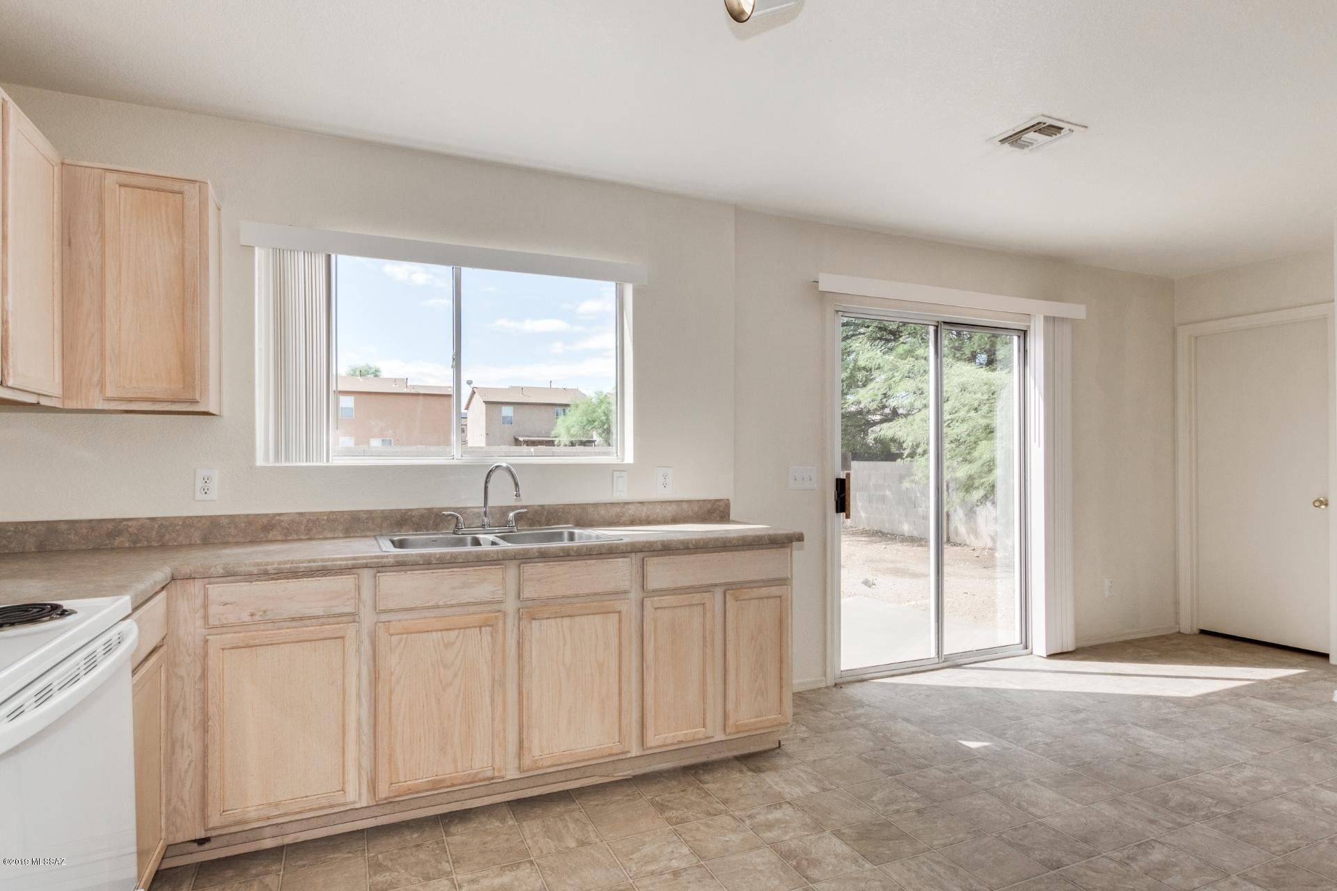 Arroyo Vista (1-166) - Residential