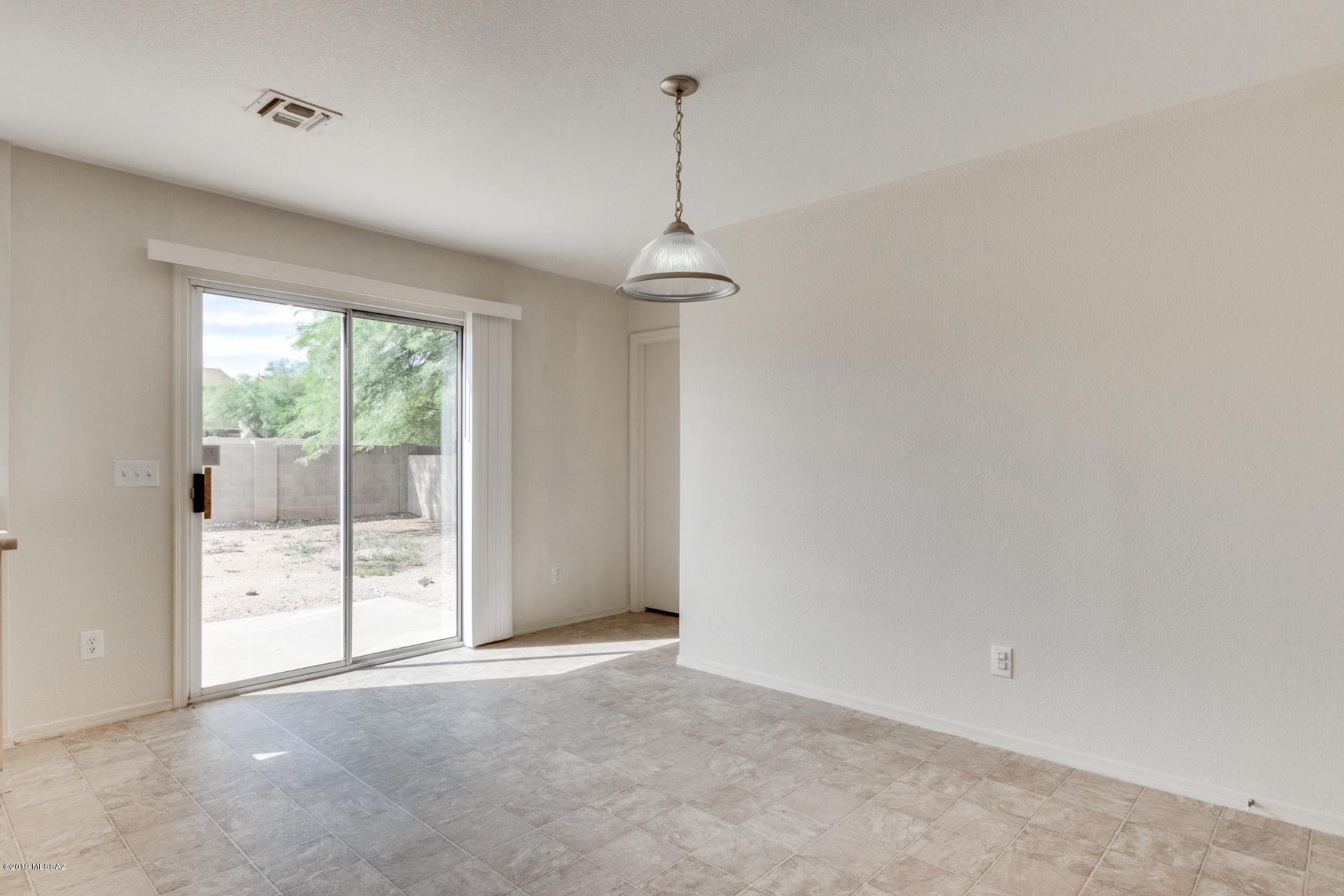 Arroyo Vista (1-166) - Residential