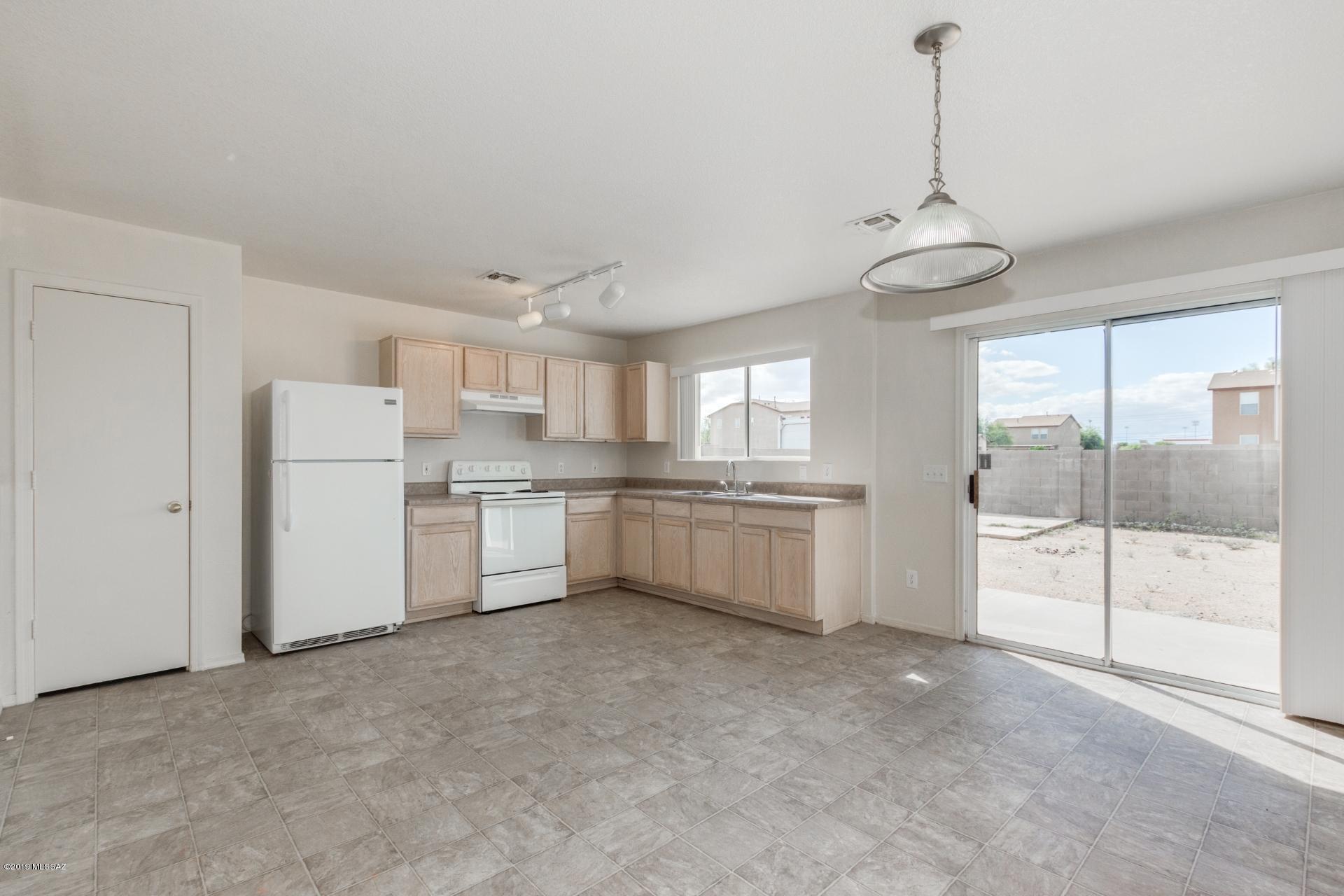 Arroyo Vista (1-166) - Residential