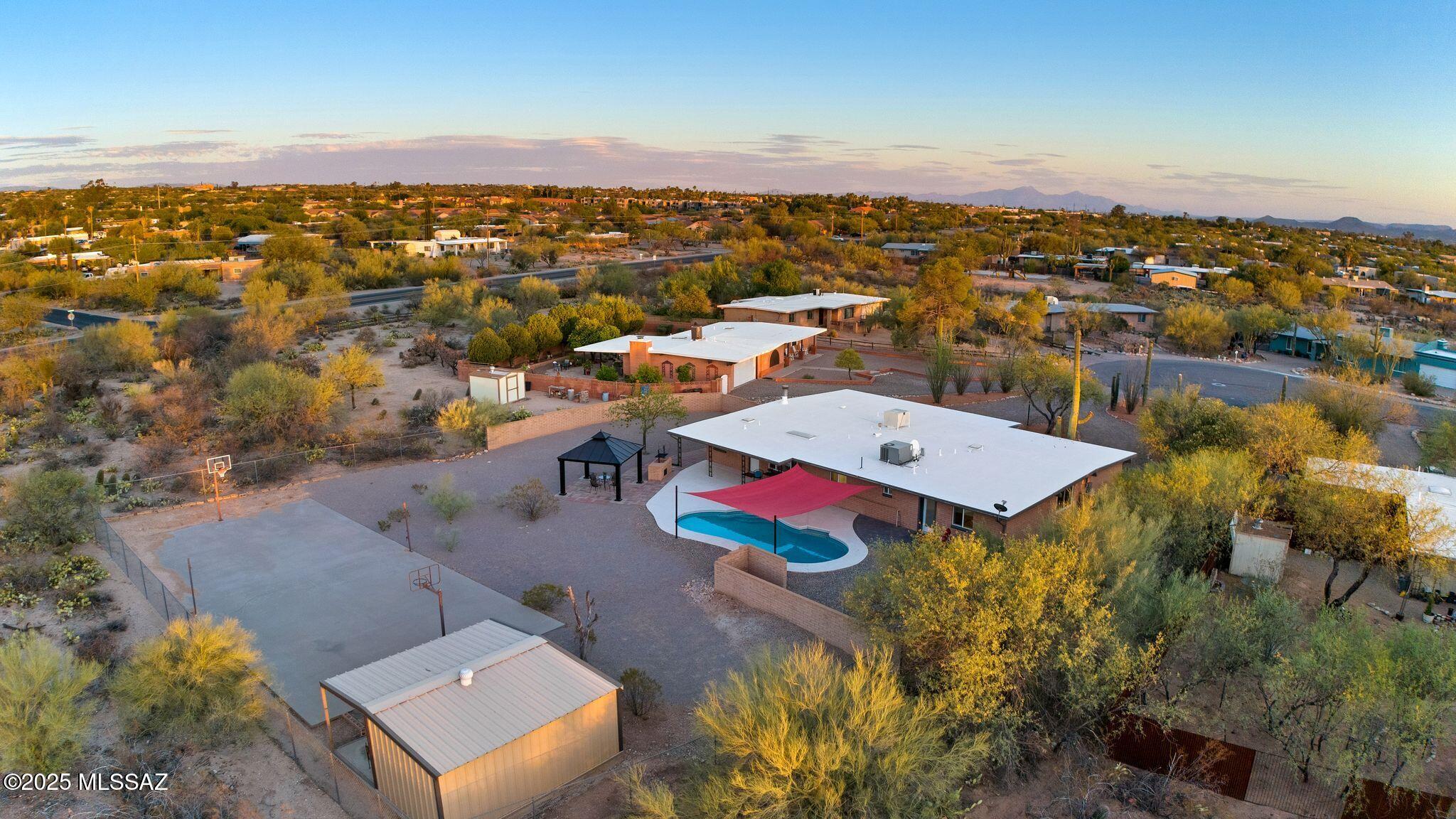 Rancho Feliz (153-352) - Residential