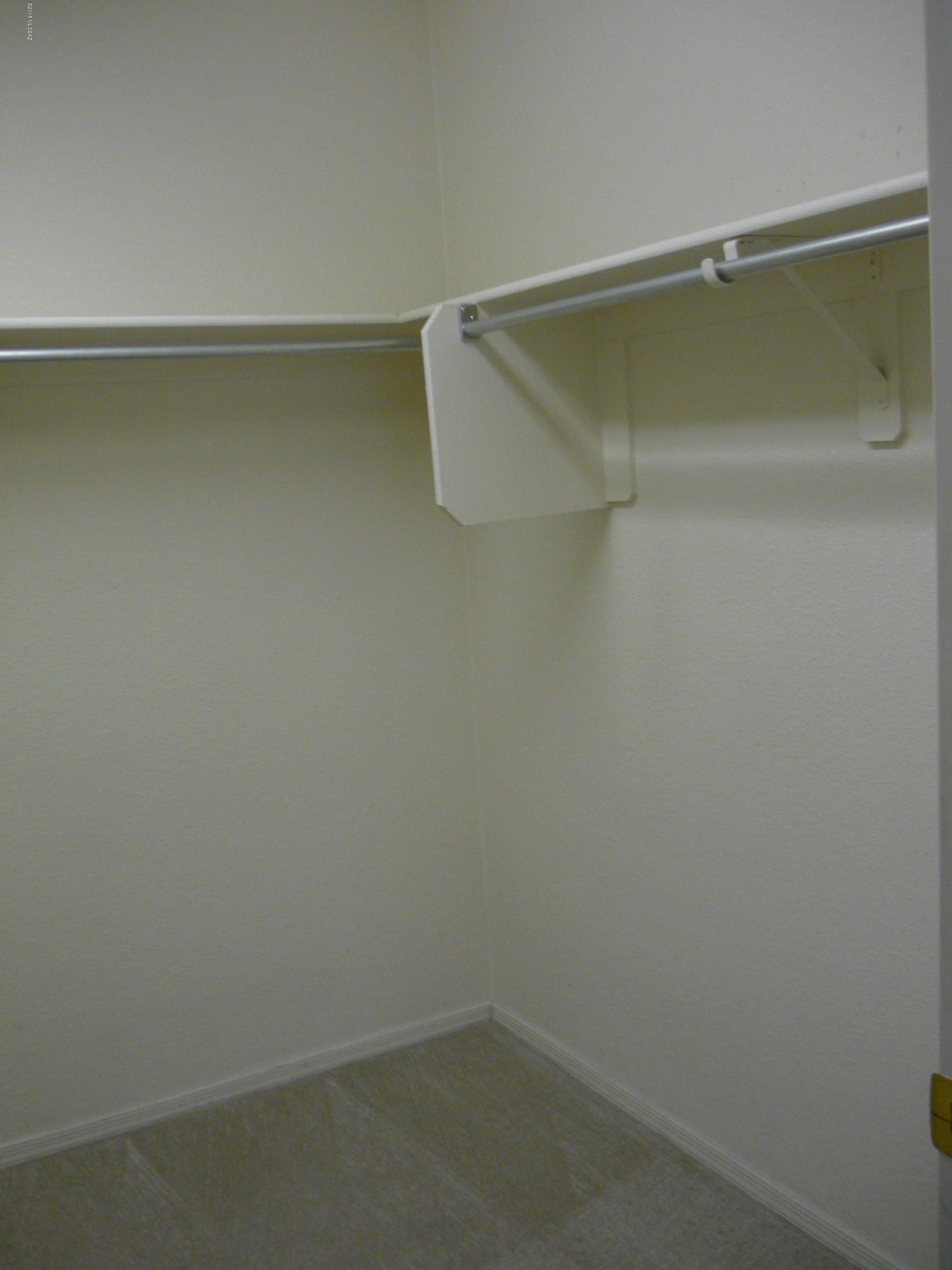 Riverhaven (1-373) - Residential Lease