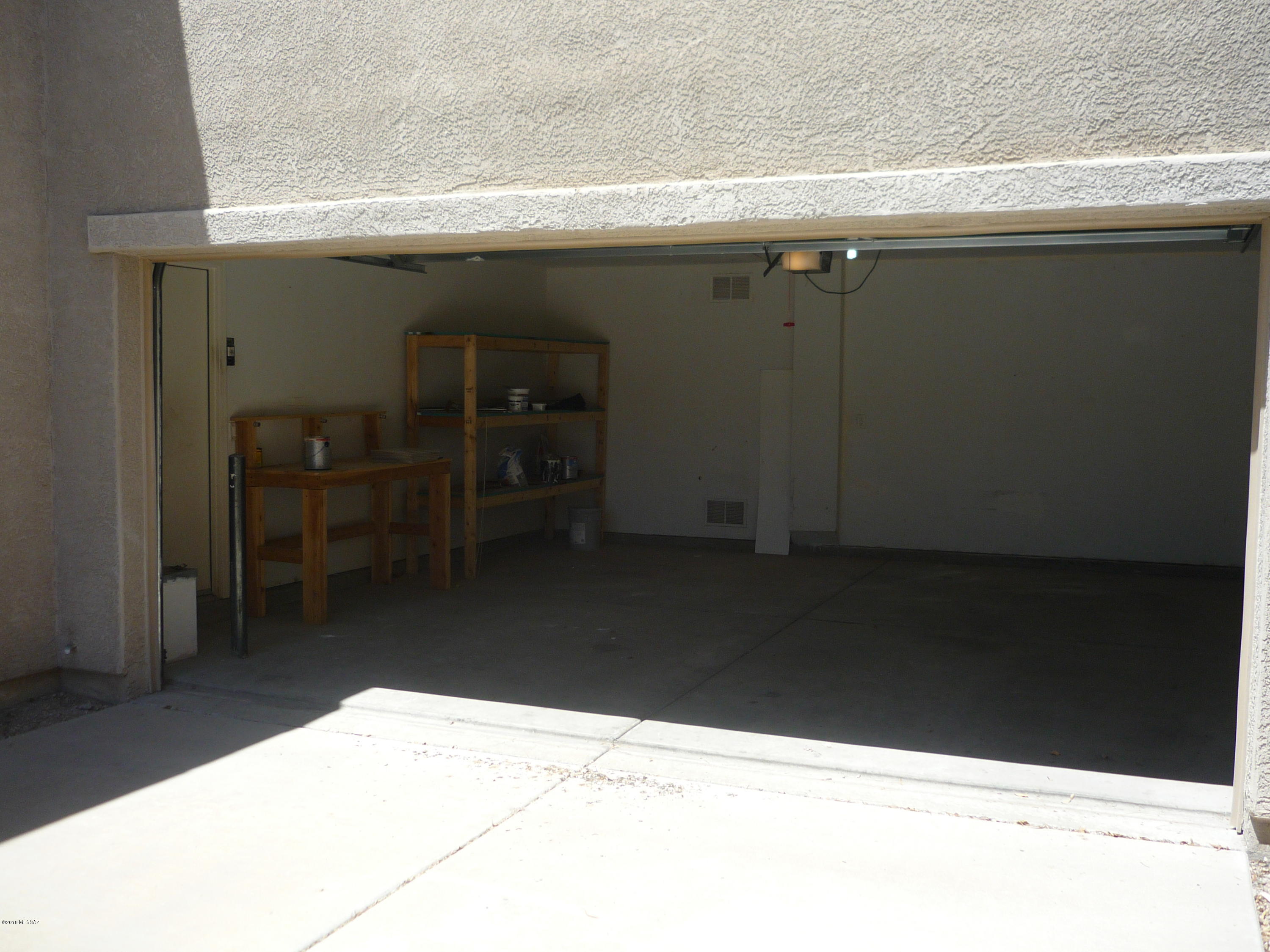 Riverhaven (1-373) - Residential Lease