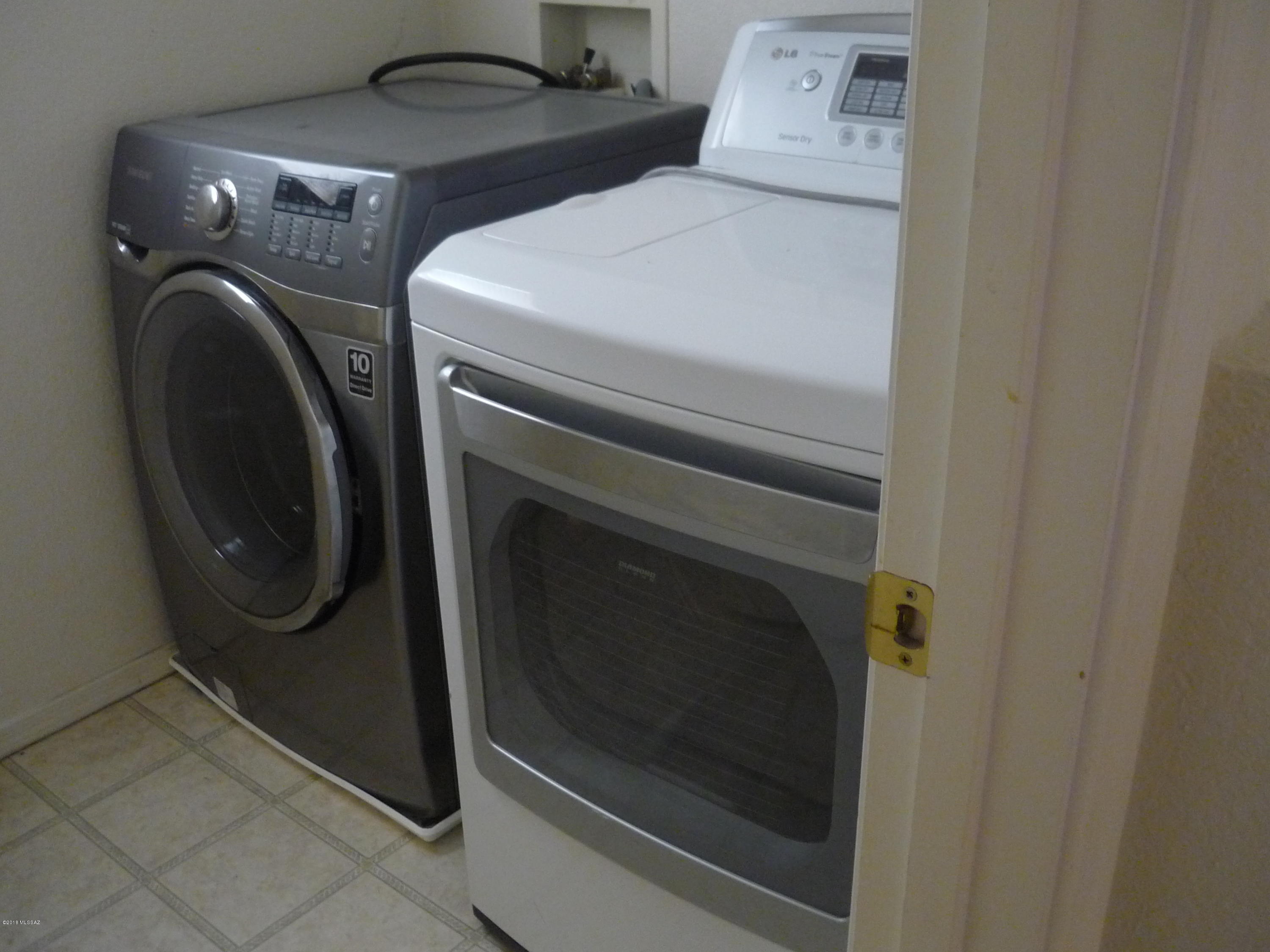 Riverhaven (1-373) - Residential Lease