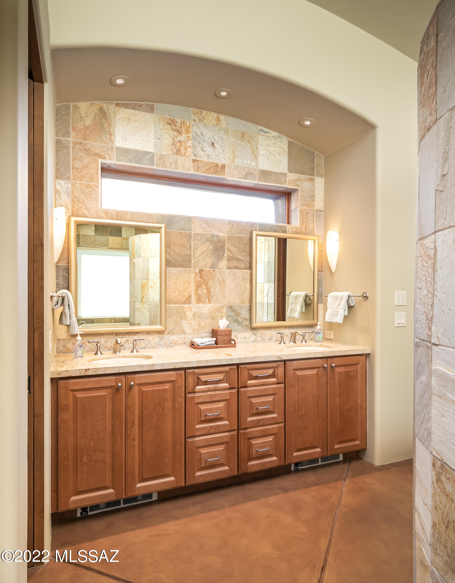 Honey Bee Ridge(The Estates At) - Residential