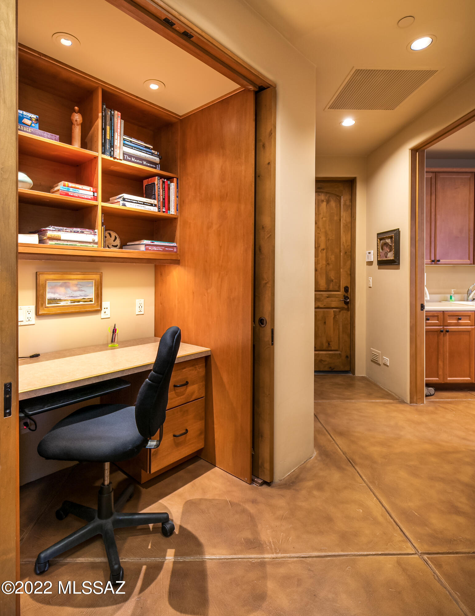 Honey Bee Ridge(The Estates At) - Residential