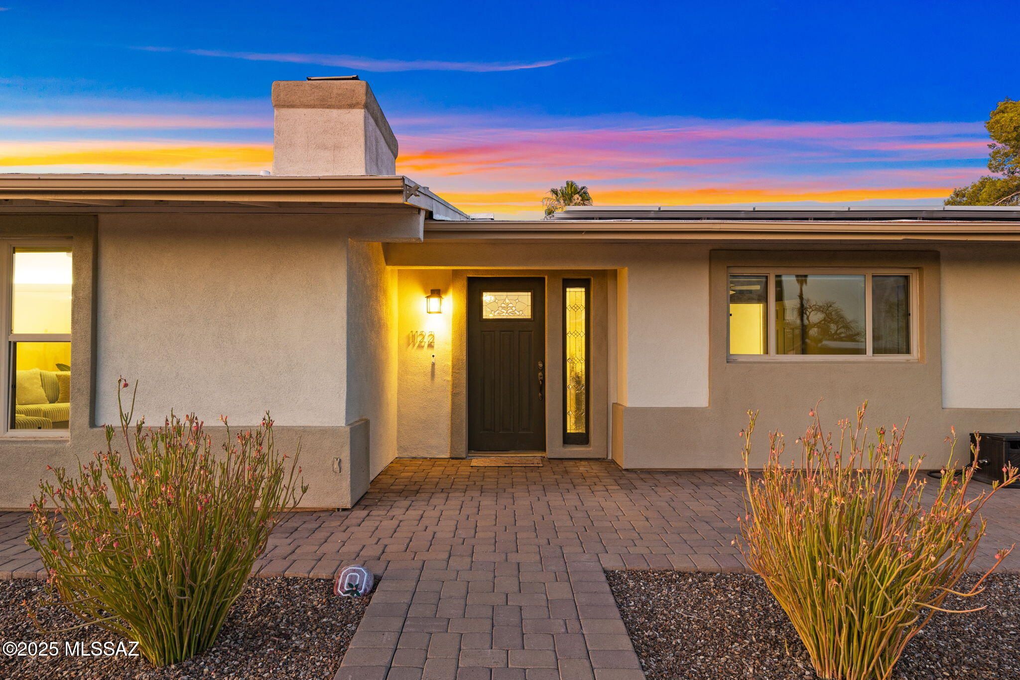 1122 W San Martin Drive
