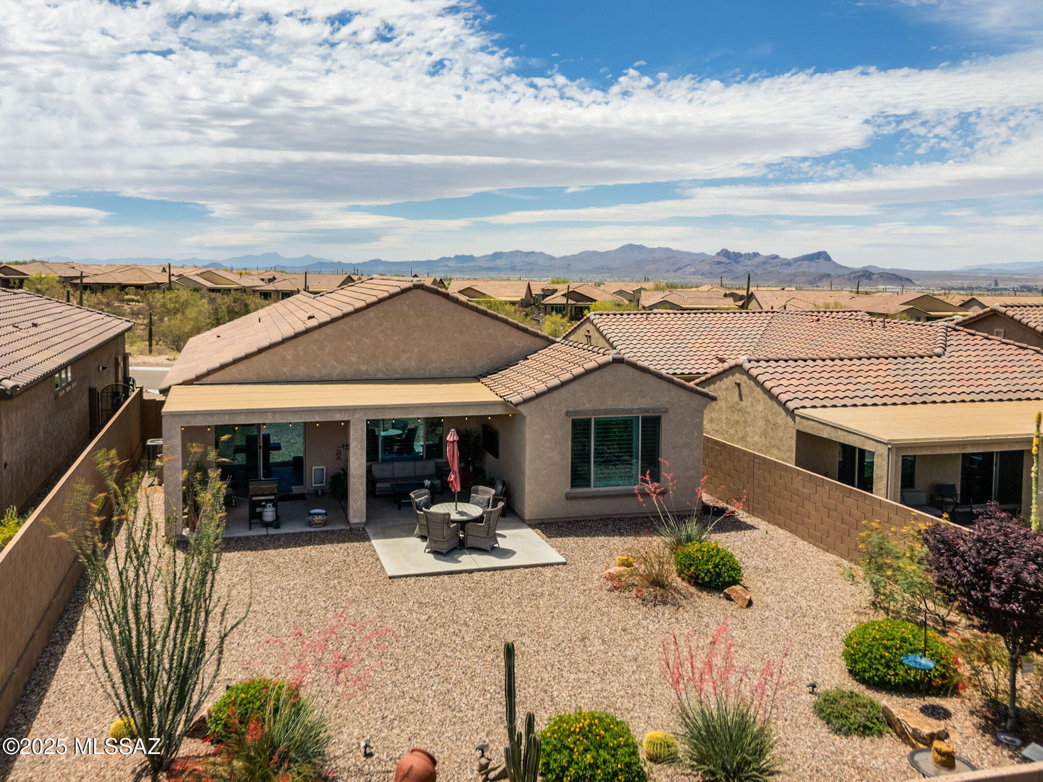 7084 W Cliff Spring Trail