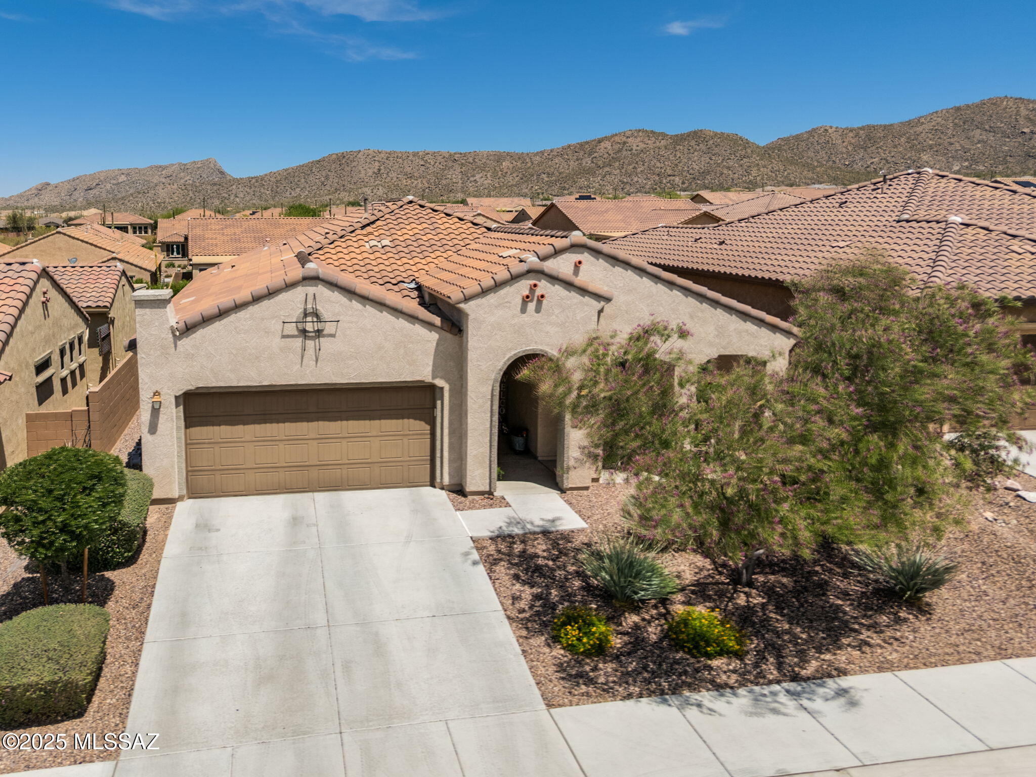 7084 W Cliff Spring Trail