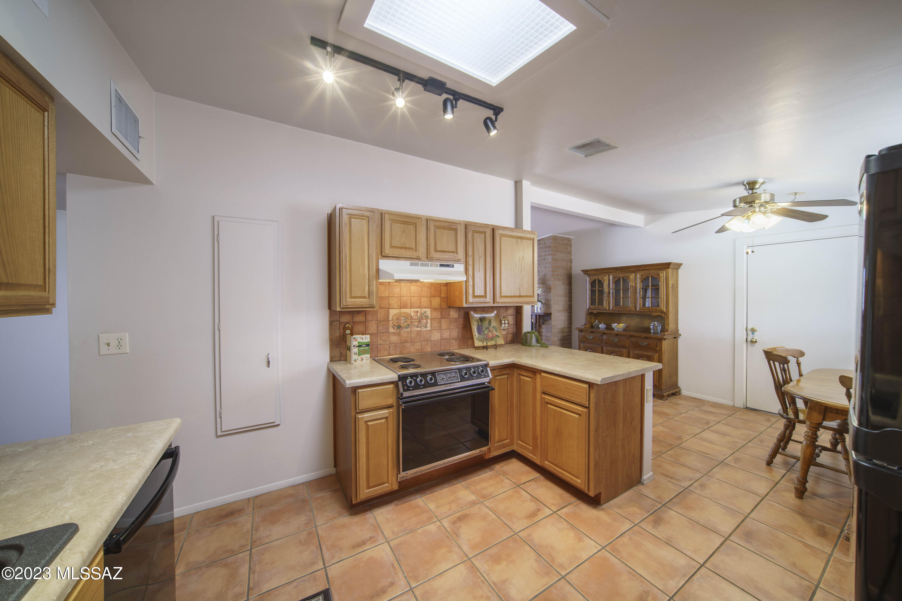 Thunderbird Heights - Residential