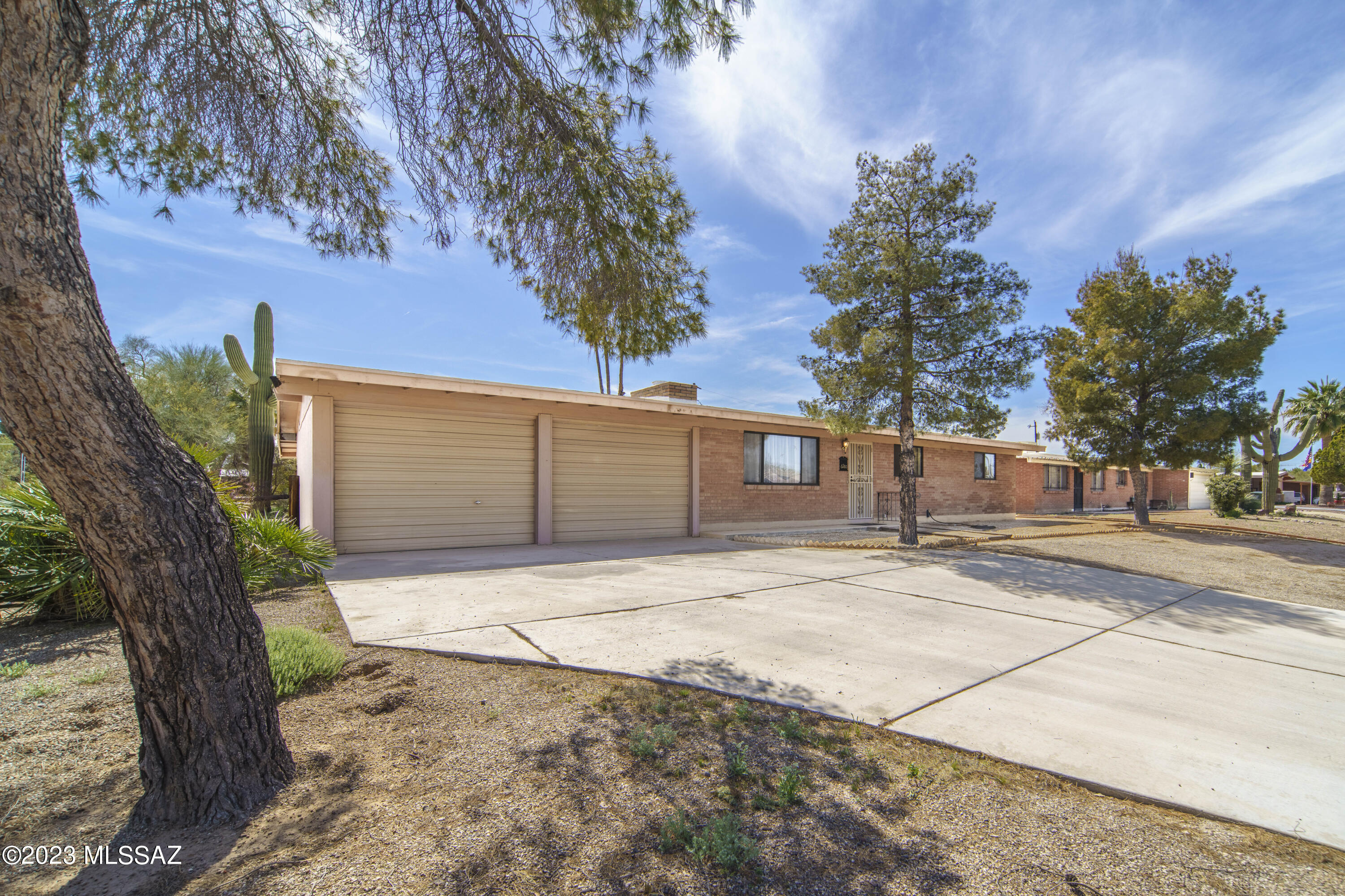 Thunderbird Heights - Residential