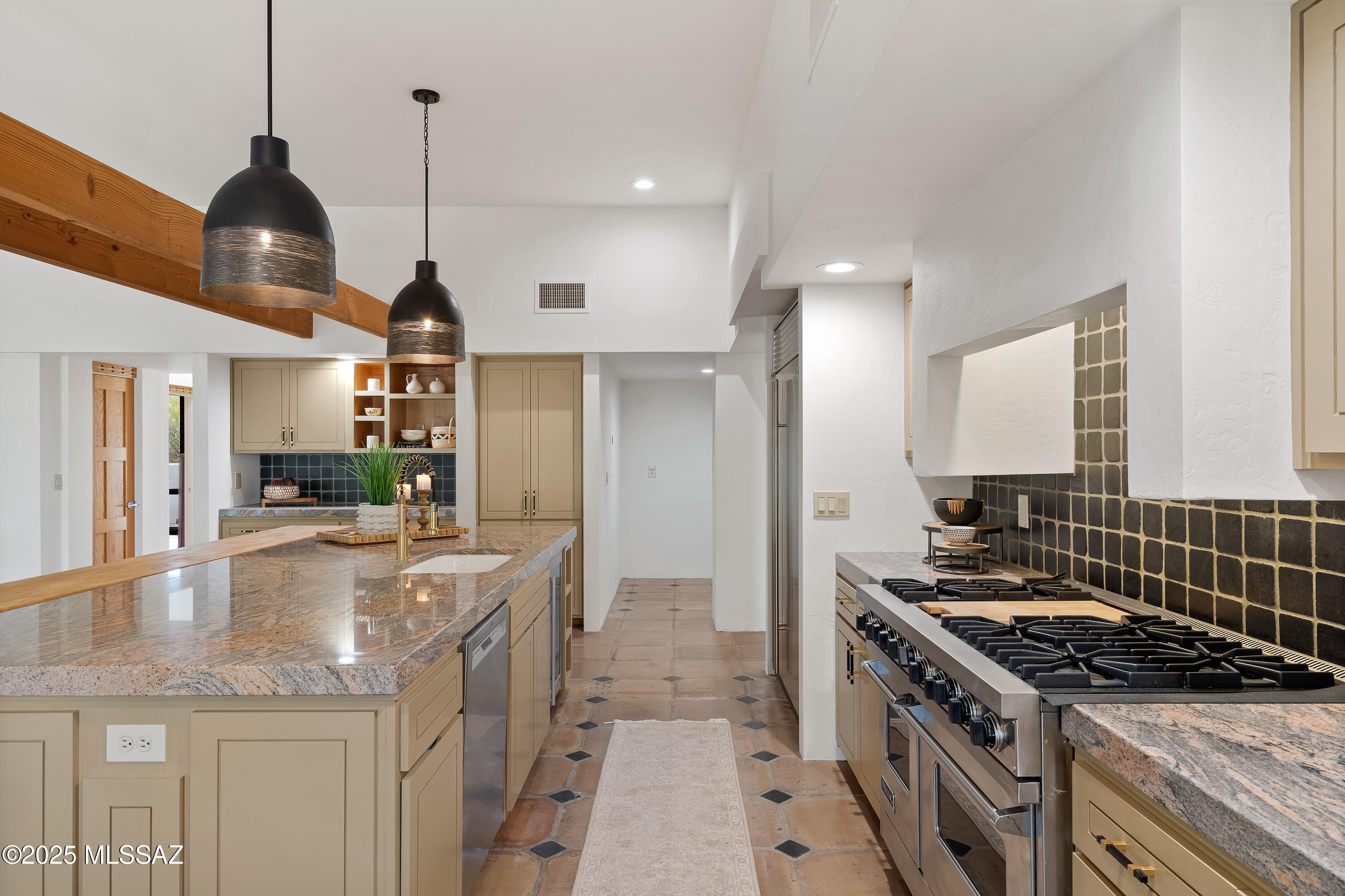 Catalina Foothills Estates NO. 10 (179-193) - Residential