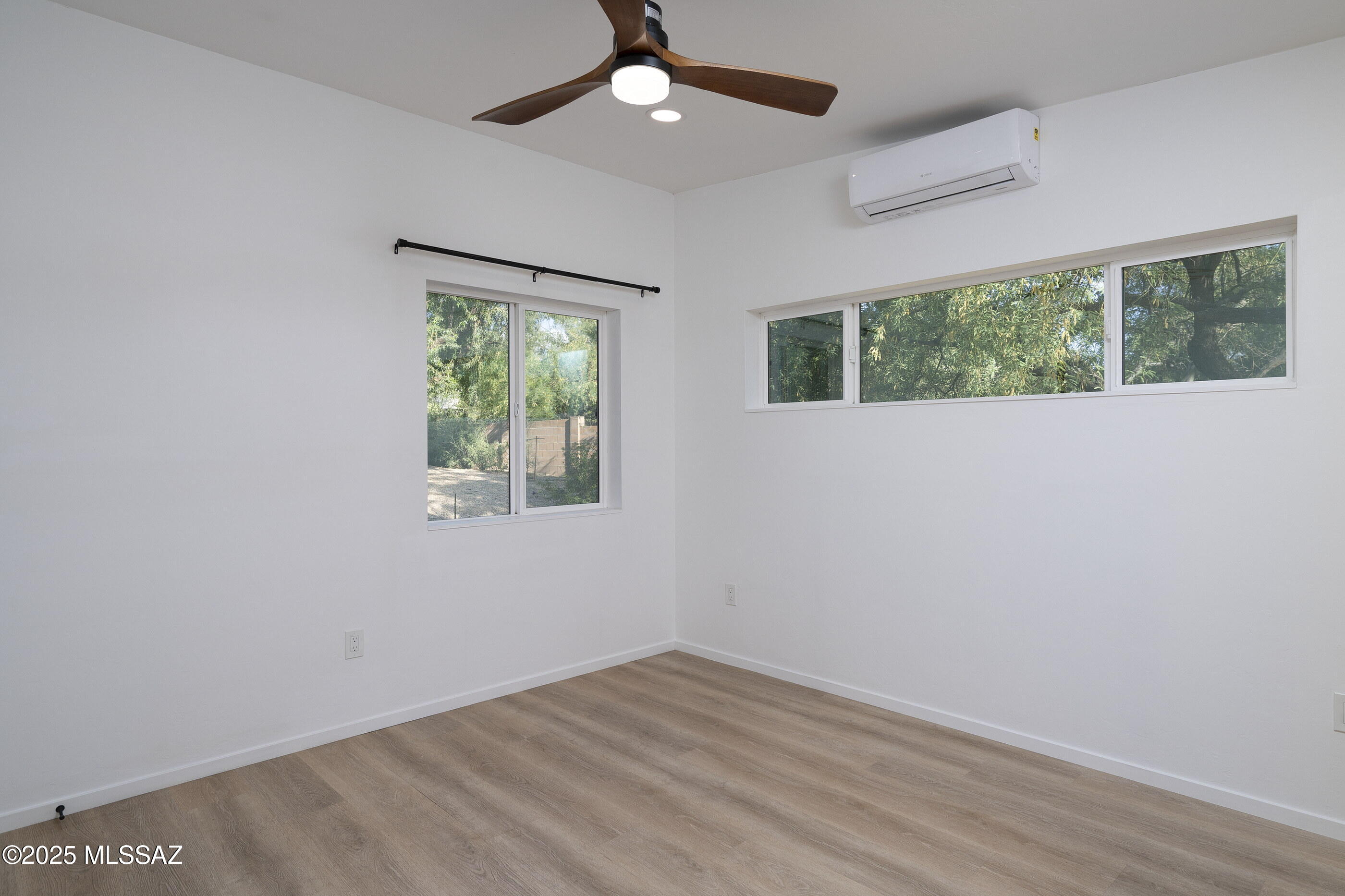 Club Crest Estates - Residential